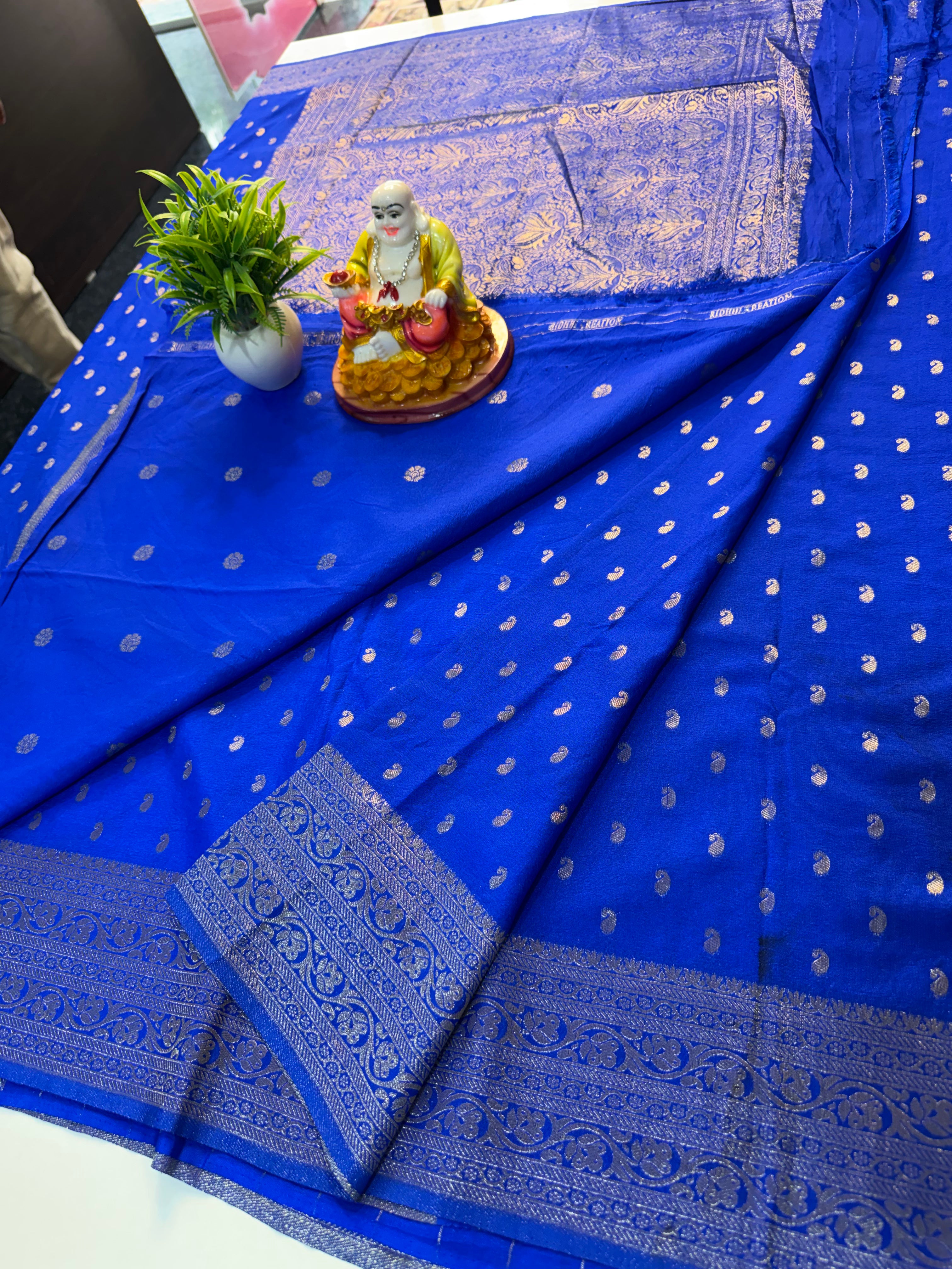 Beautiful Georgette Saree with Mango Buttas & Rich pallu …