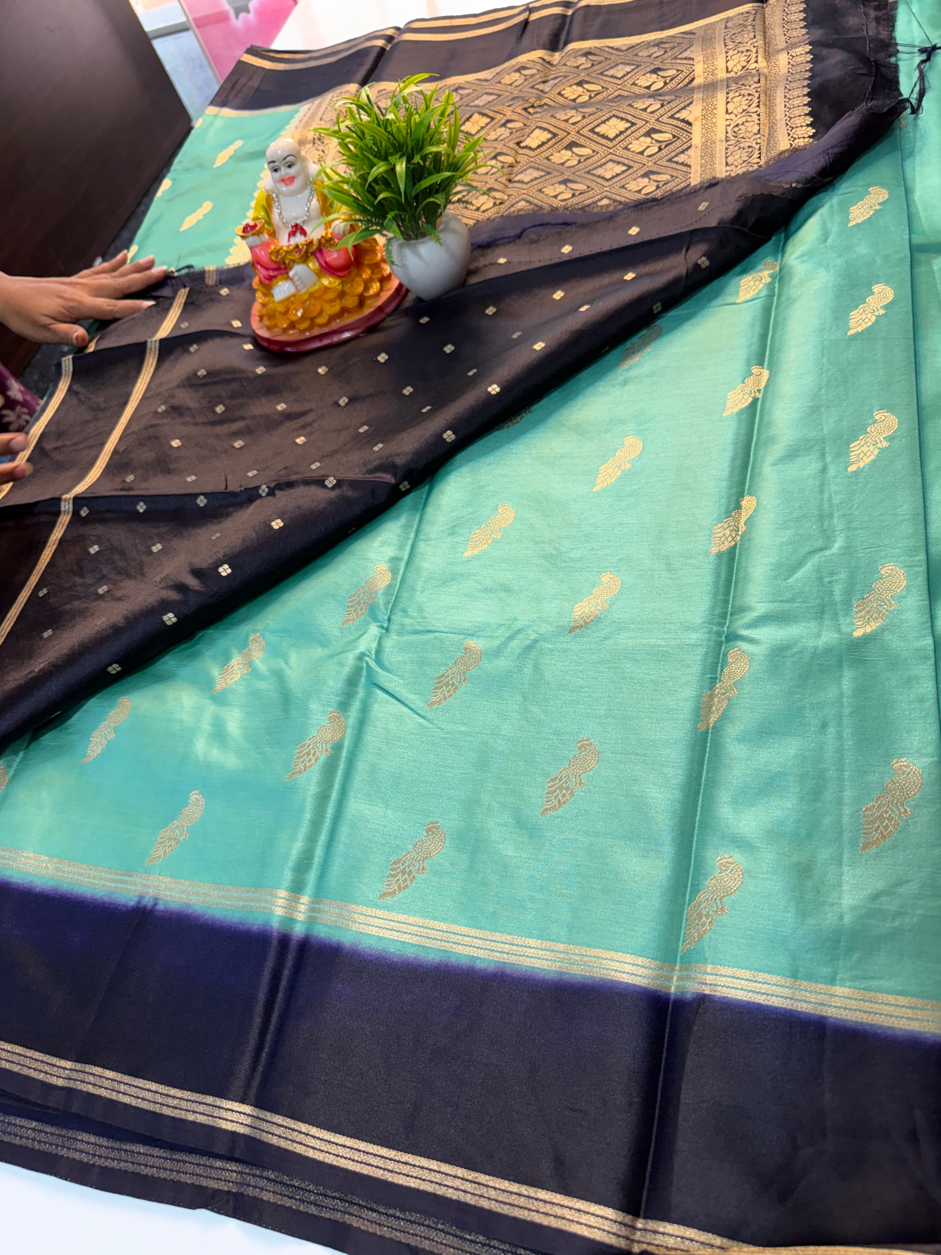Premium Gajji Silk Saree with Peacock Design & Rich Pallu