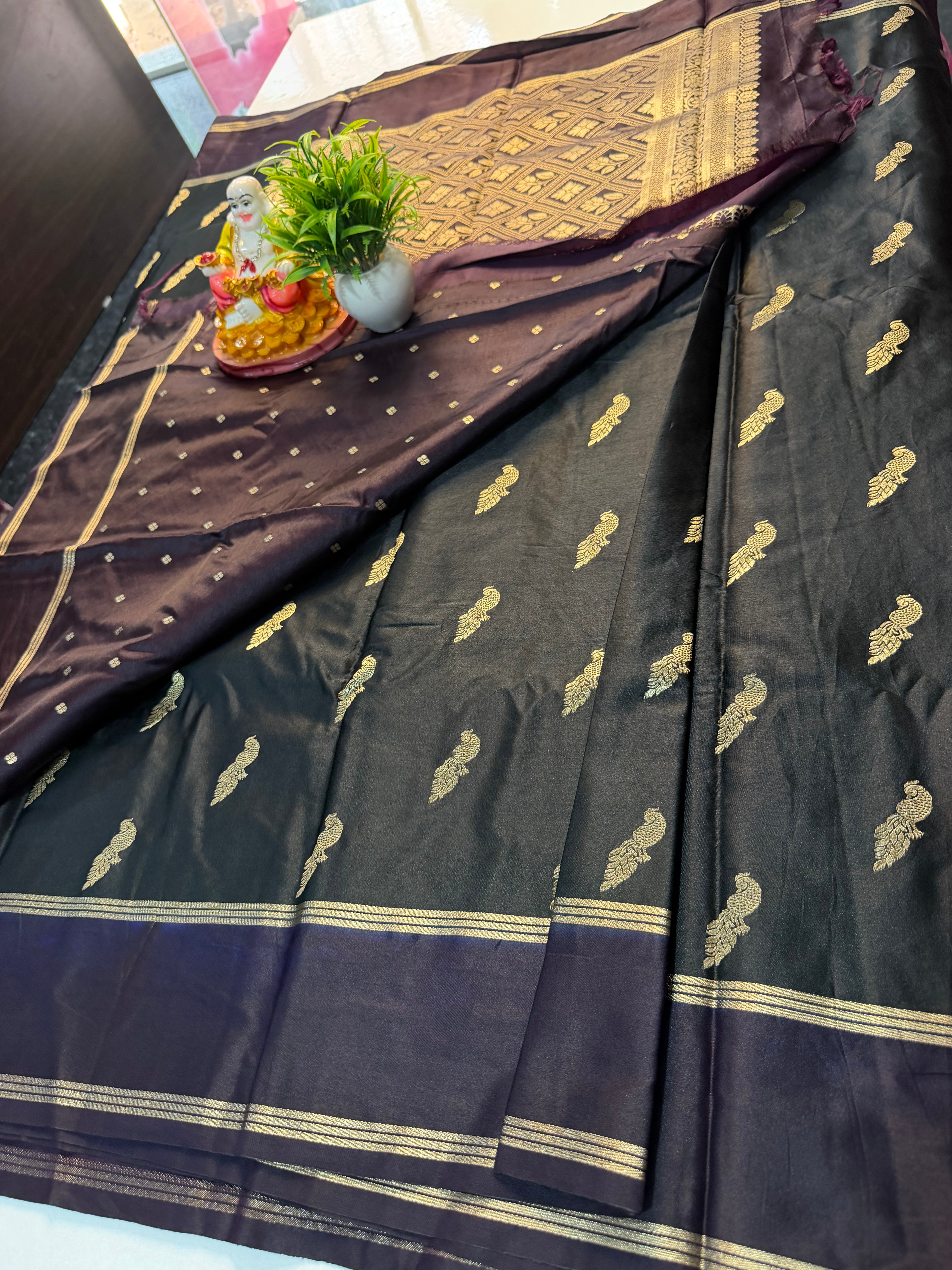 Premium Gajji Silk Saree with Peacock Design & Rich Pallu
