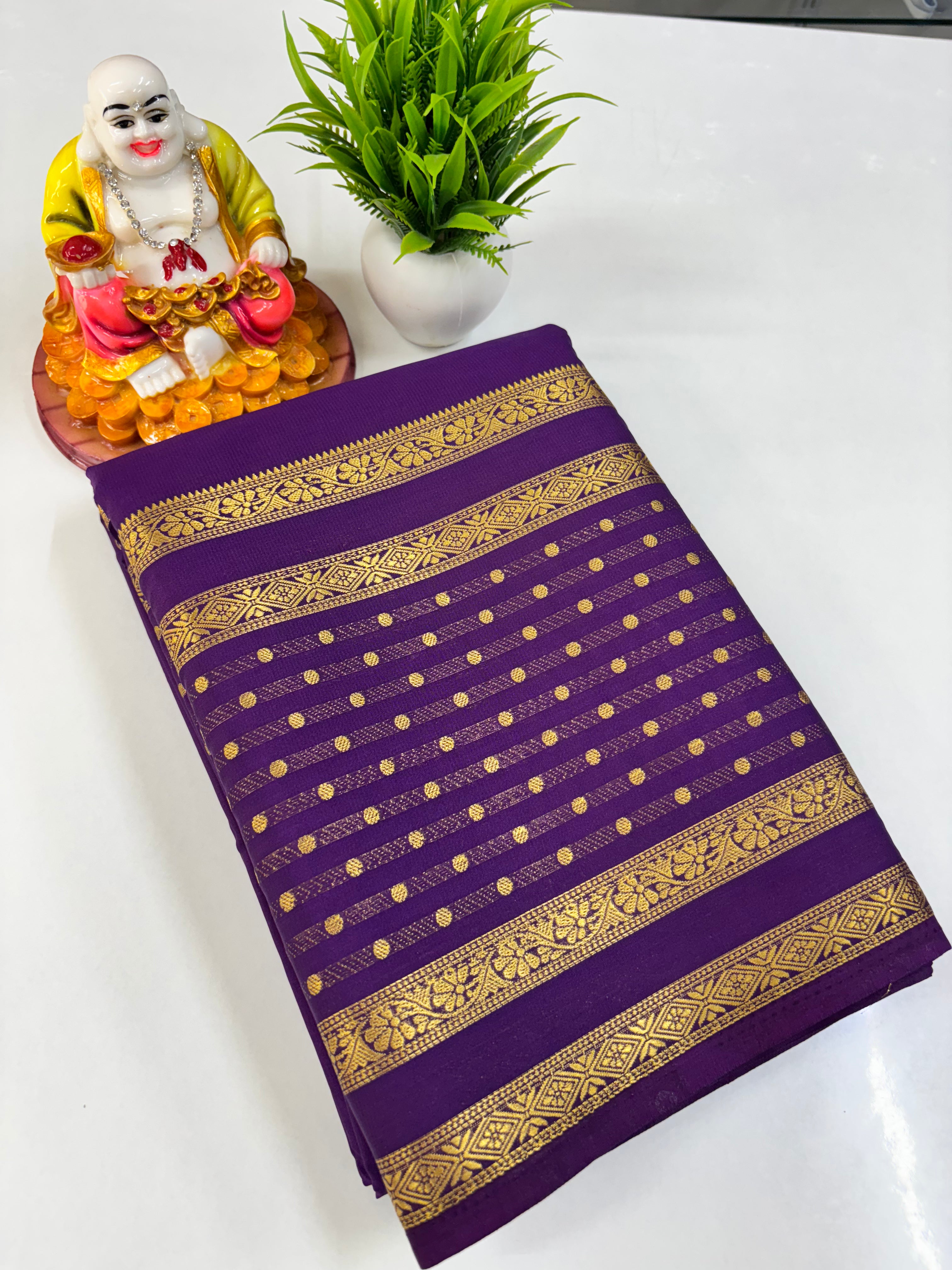 Semi Crepe Saree with Bindi Border and Self Colors