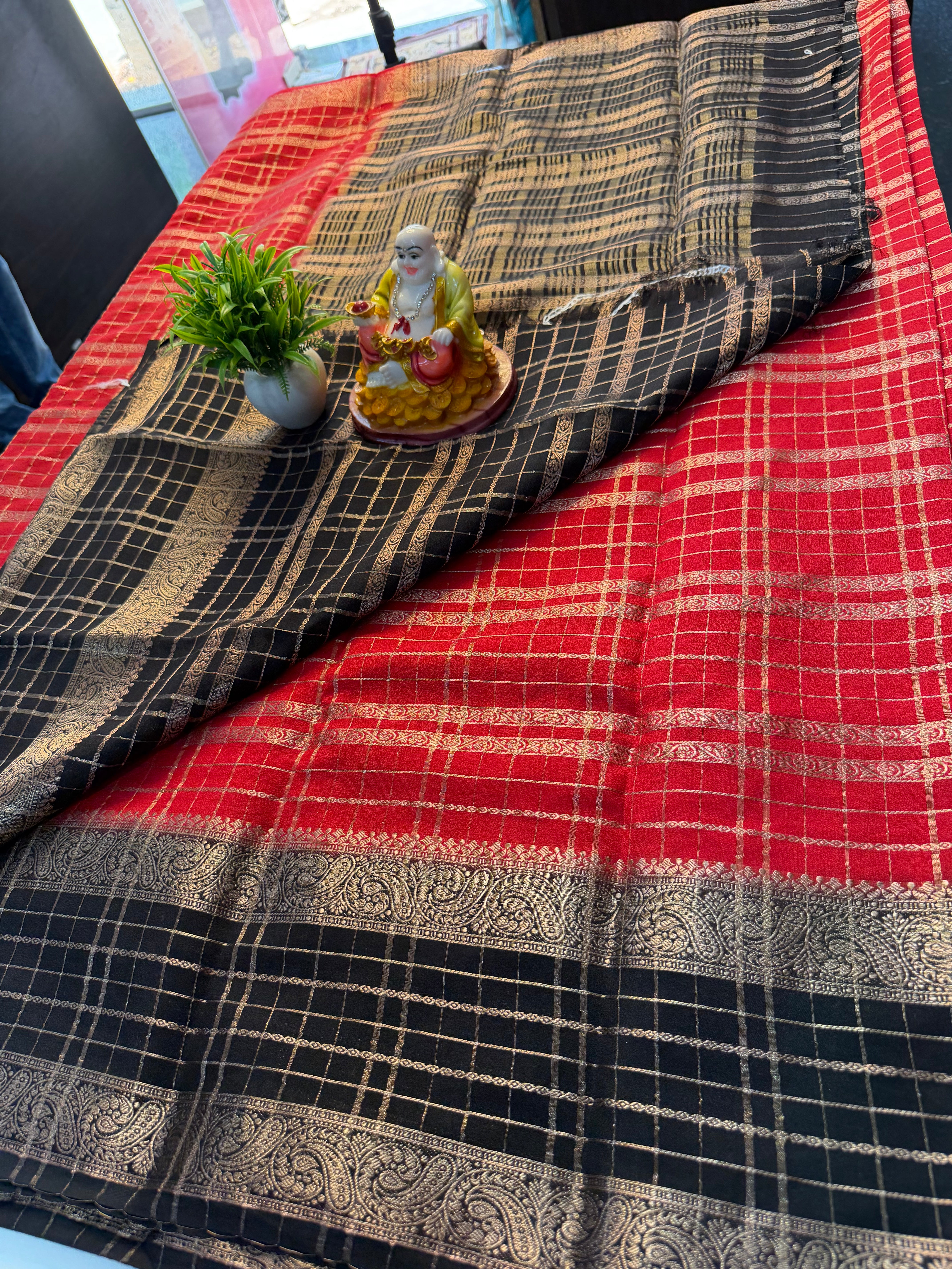 Mysore Crape Silk Saree with Elegant Stripes