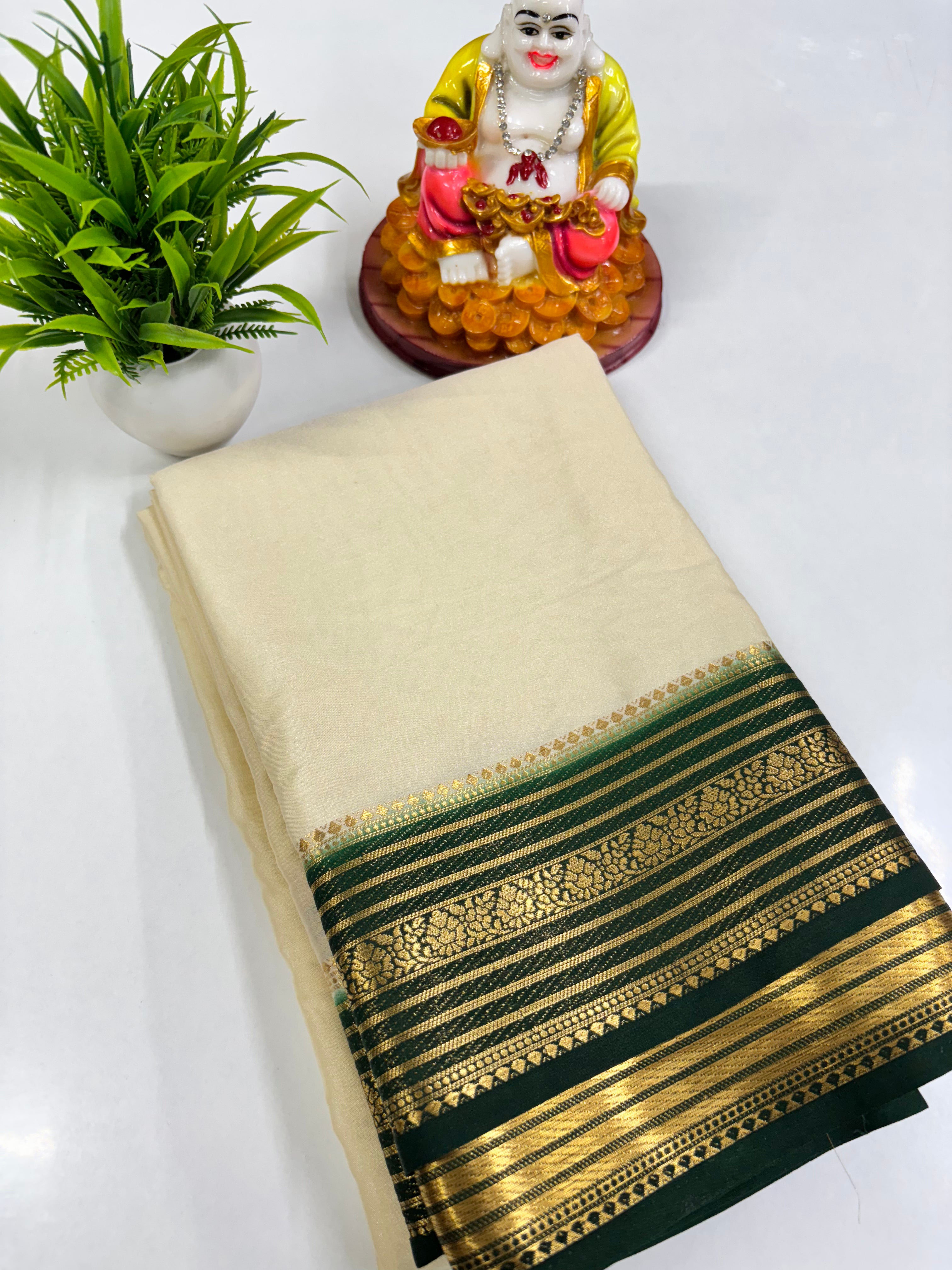 Elegant Semi Crepe Saree with Contrast Colours – Padmavathi Silks and Sarees