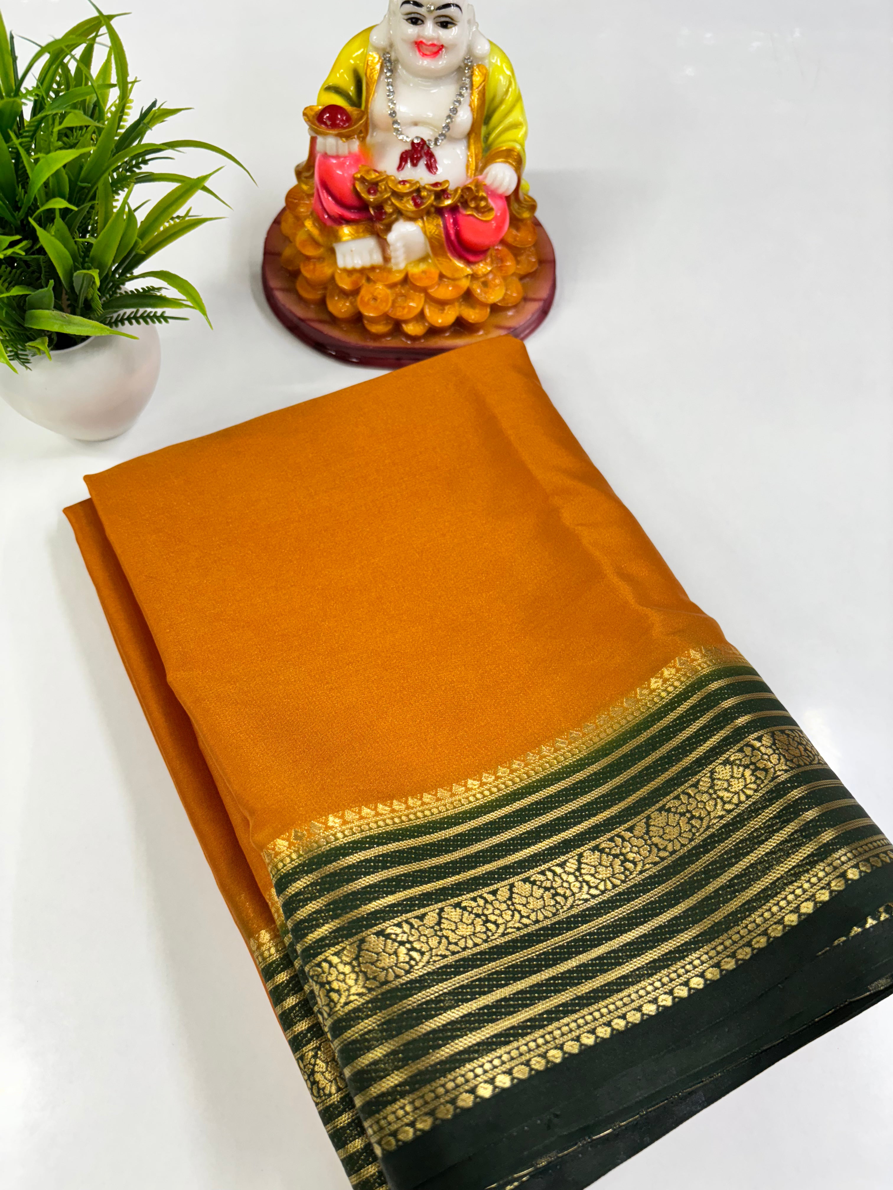 Elegant Semi Crepe Saree with Contrast Colours – Padmavathi Silks and Sarees
