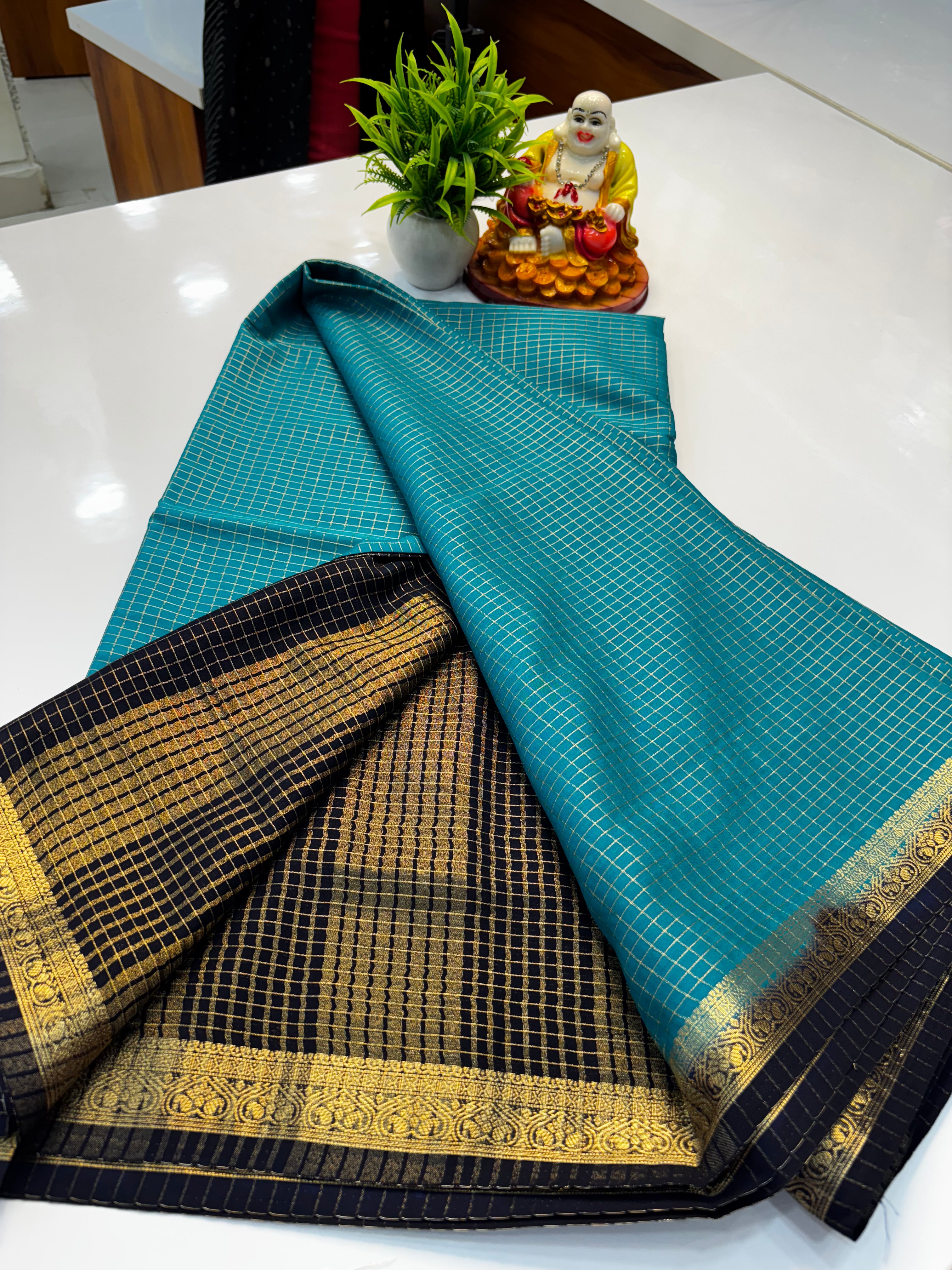 Mysore Crepe Silk Saree with Checks Pattern & Contrast Border
