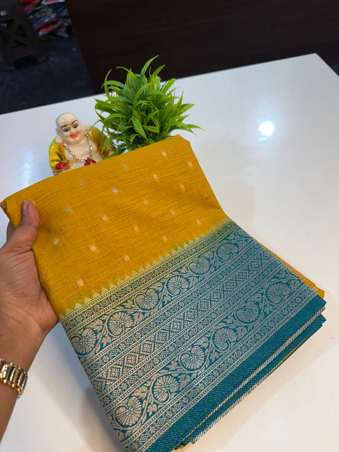 Premium Panni Silk Saree with Butta Design & Rich Pallu…