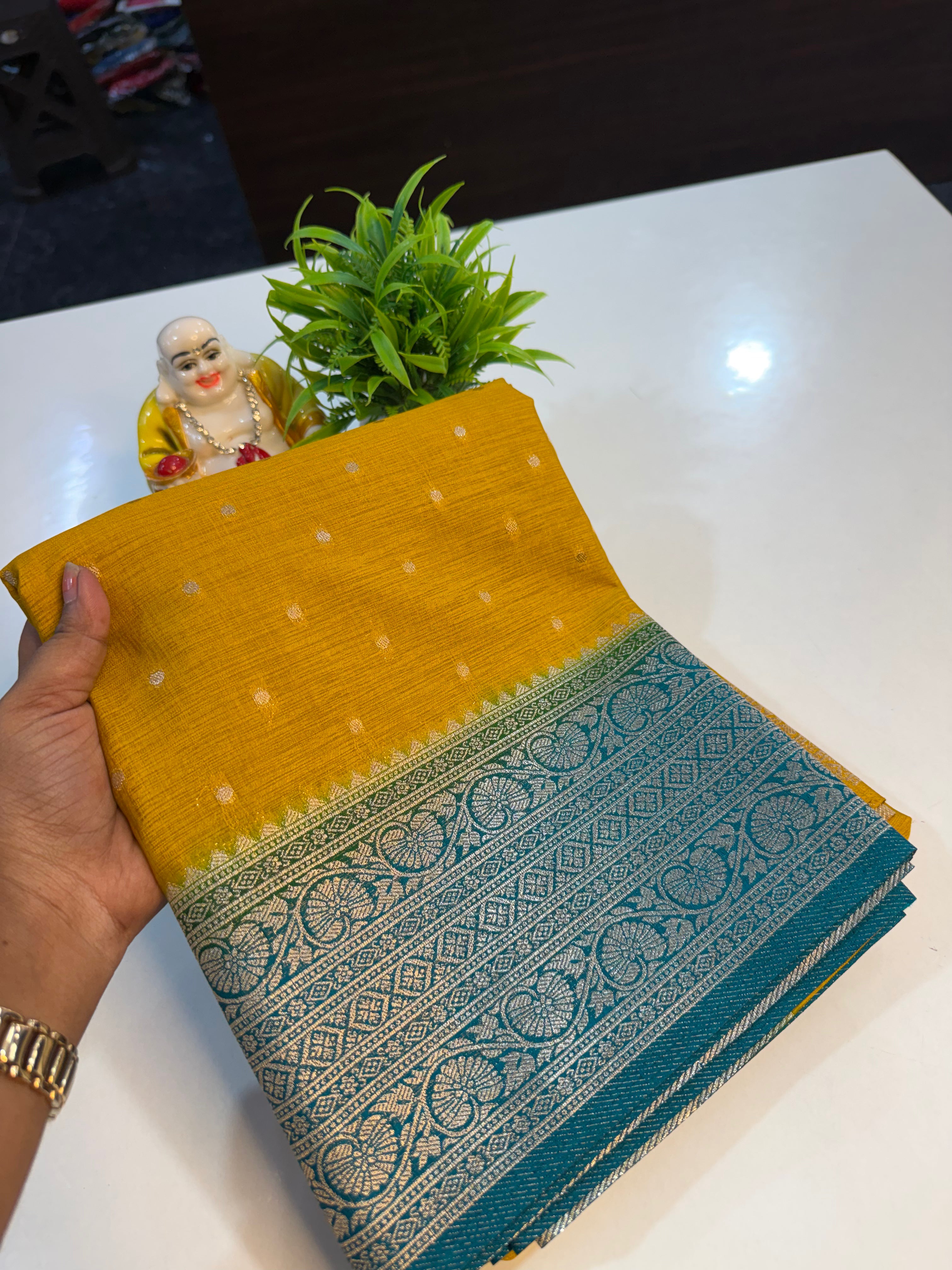 Premium Panni Silk Saree with Butta Design & Rich Pallu…