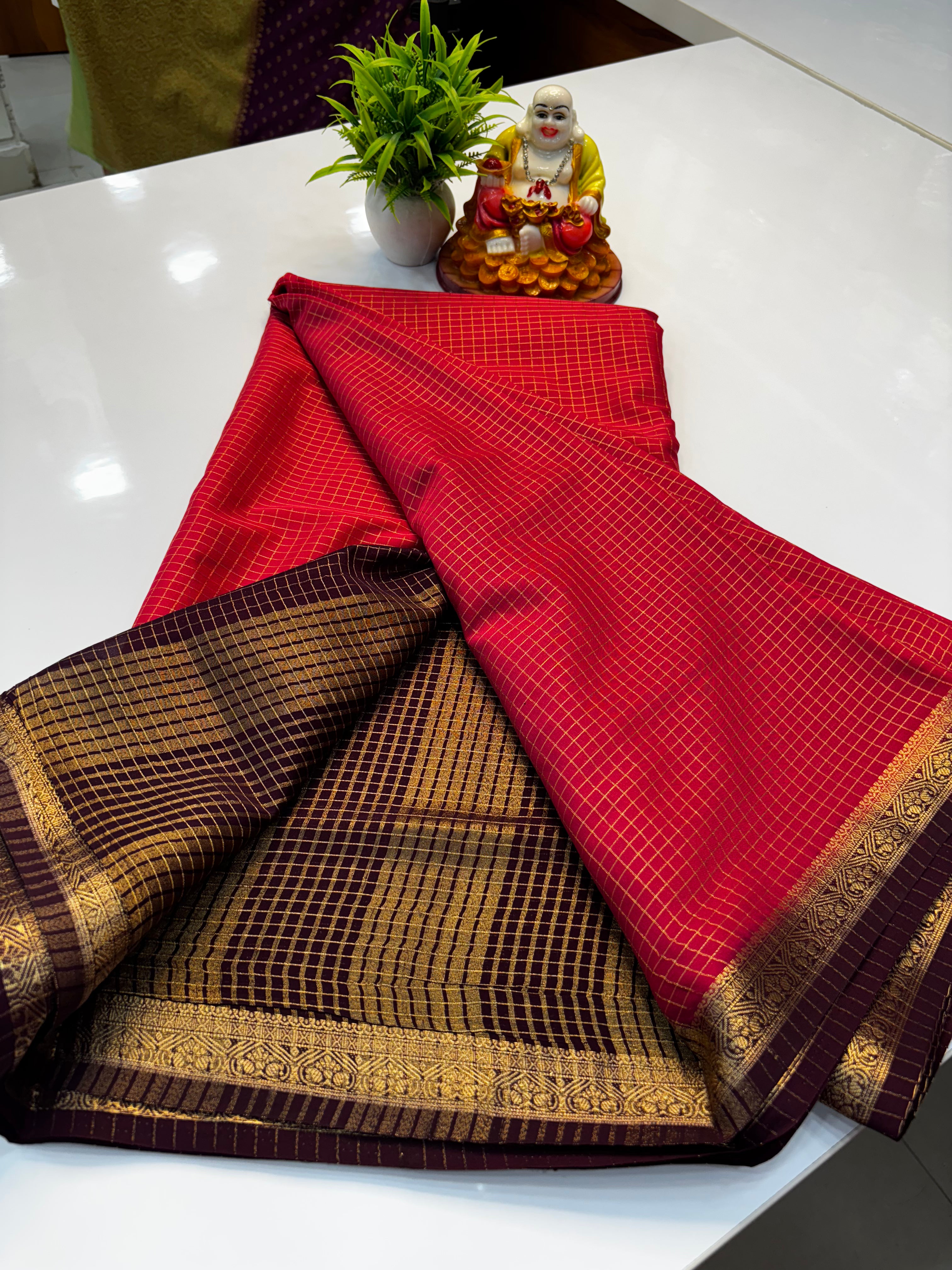 Mysore Crepe Silk Saree with Checks Pattern & Contrast Border