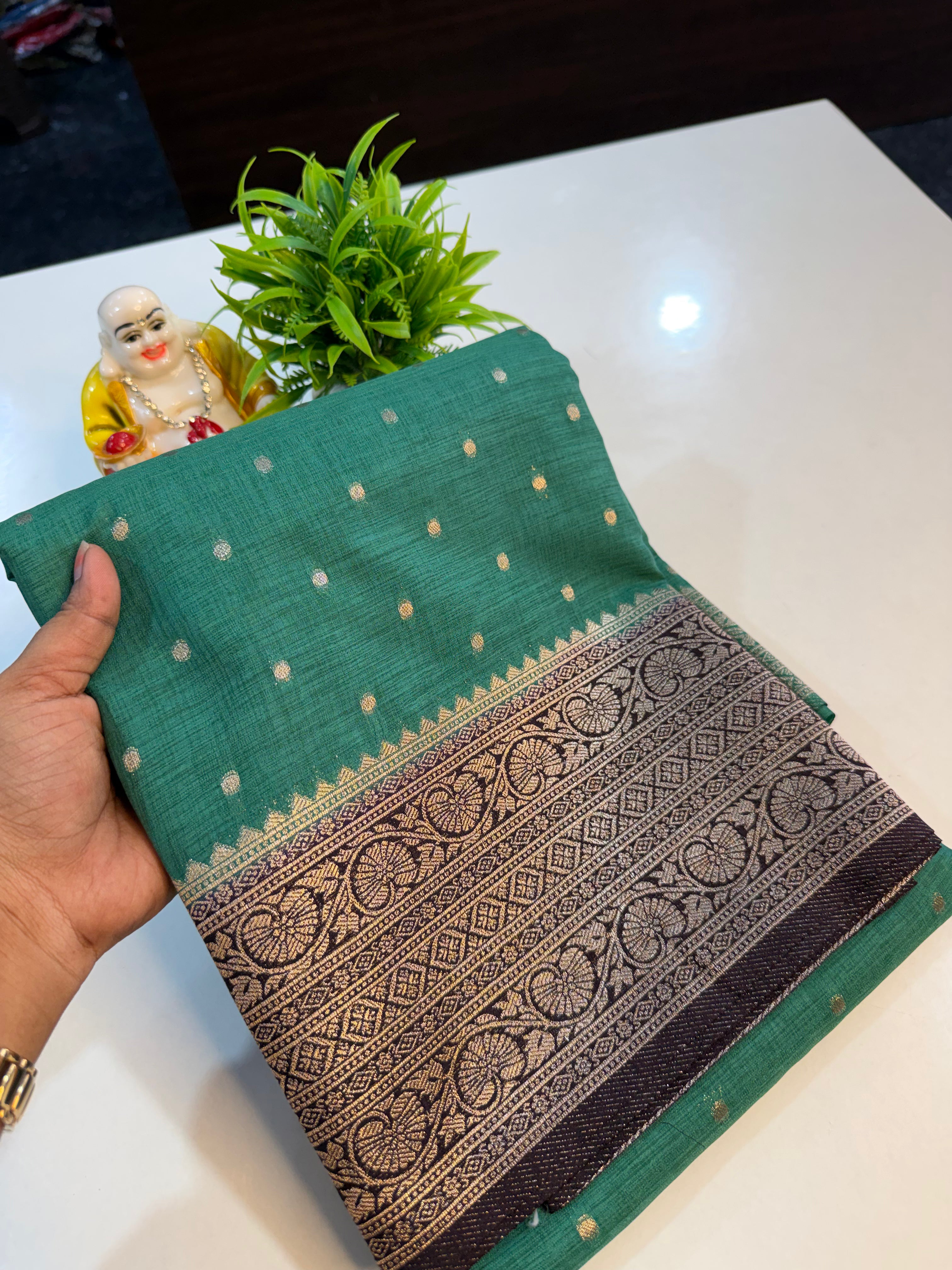 Premium Panni Silk Saree with Butta Design & Rich Pallu…