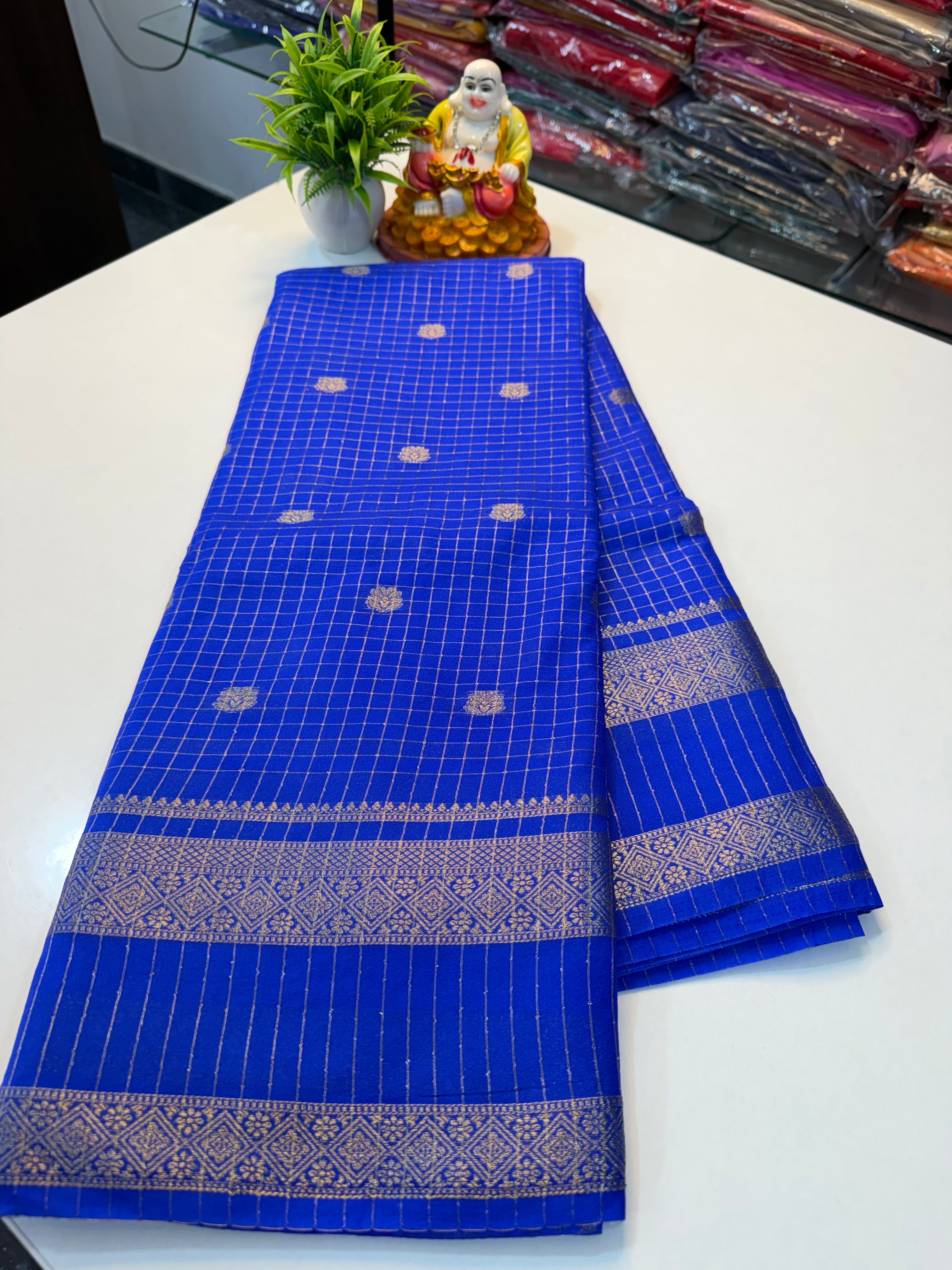 Mysore Crepe Silk Saree with Checks, Buttas &amp; Rich Pallu..