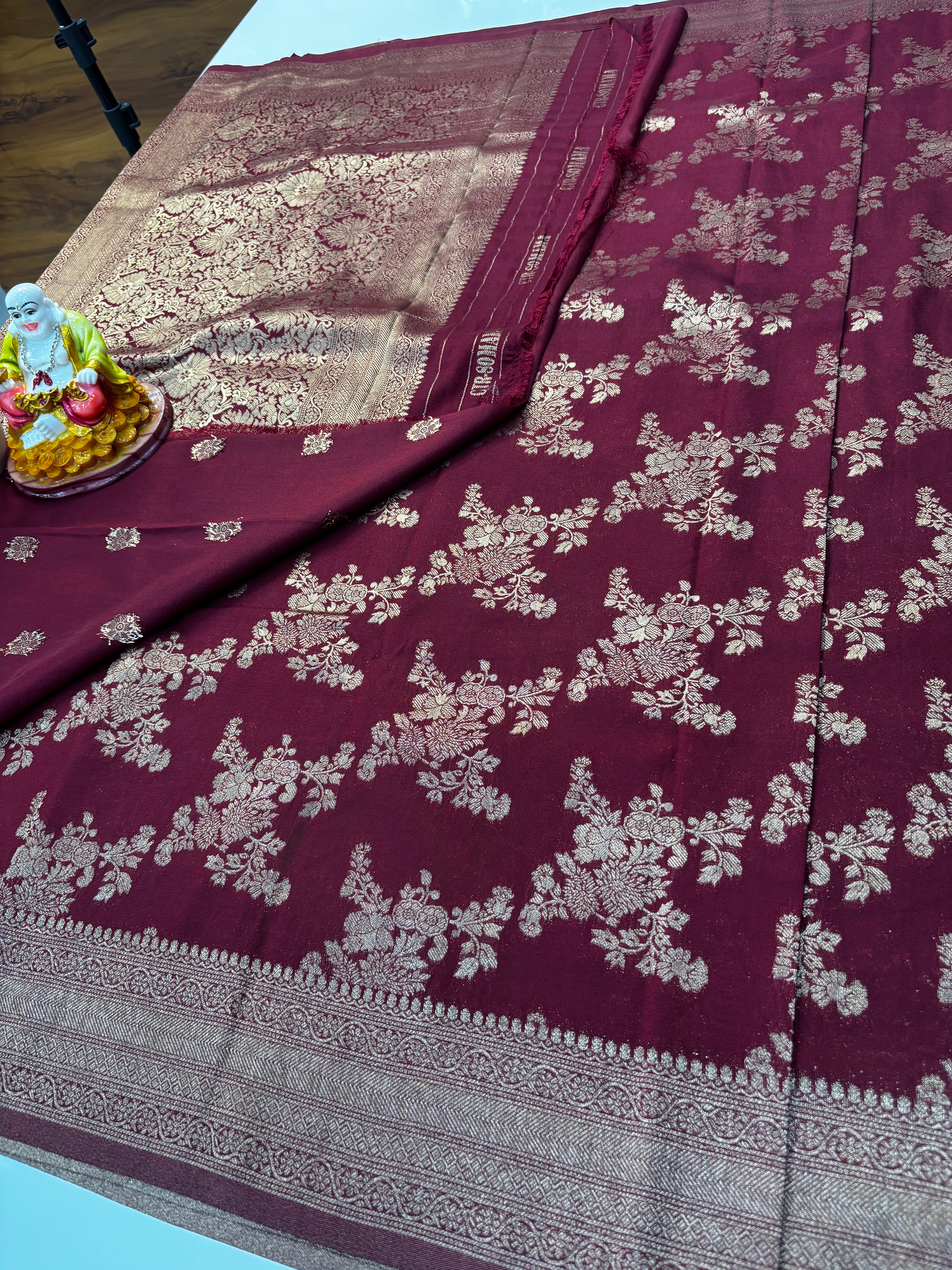 Premium Georgette Saree with Jaal Pattern | Rich Pallu & Butta Blouse