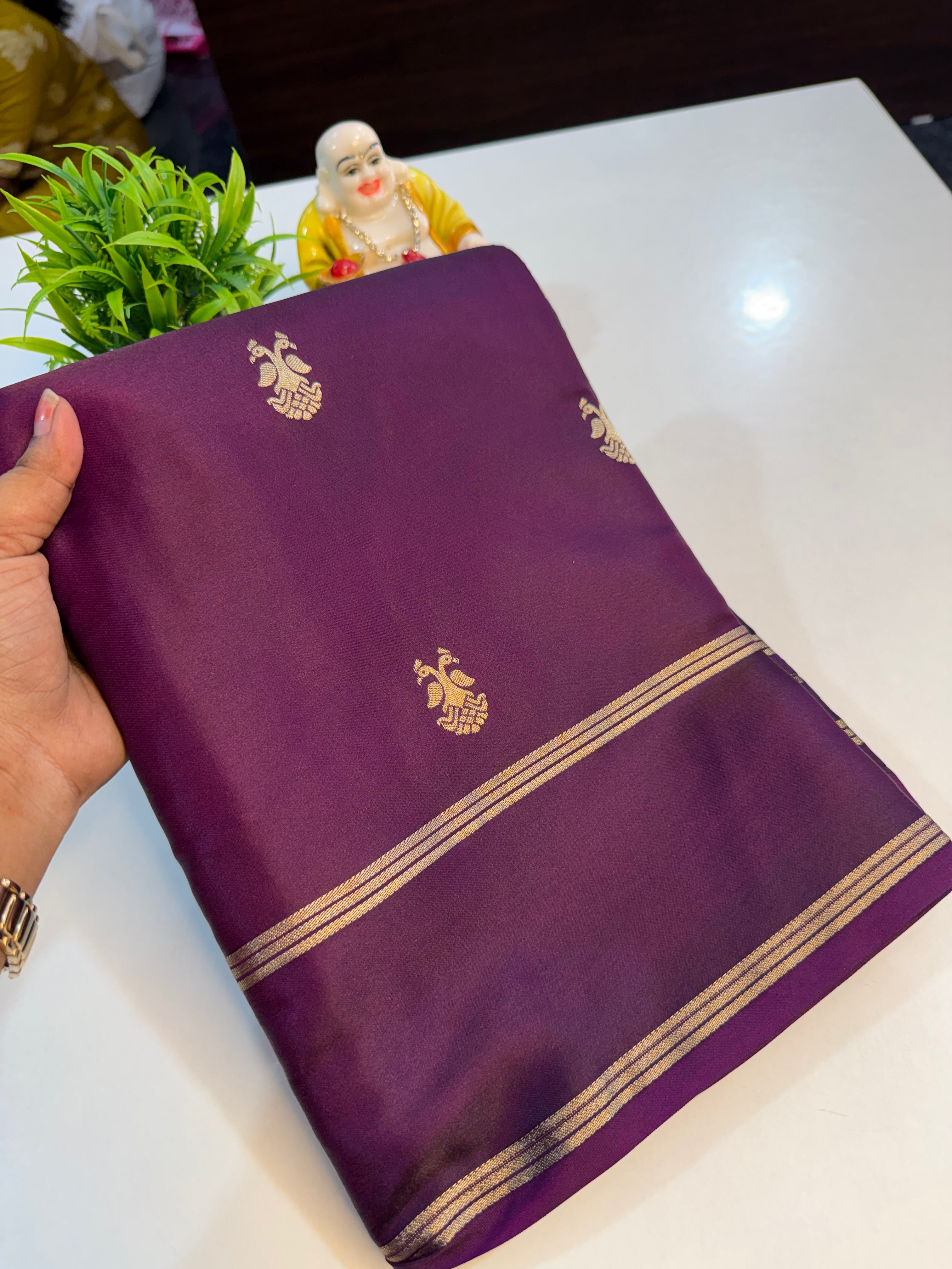 Premium Gajji Silk Saree with Ganda Berunda Buttas & Rich Pallu…
