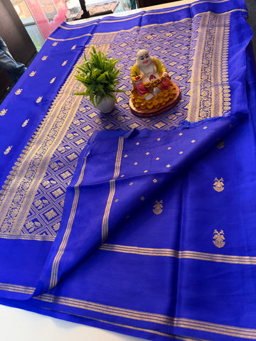 Premium Gajji Silk Saree with Ganda Berunda Buttas & Rich Pallu…