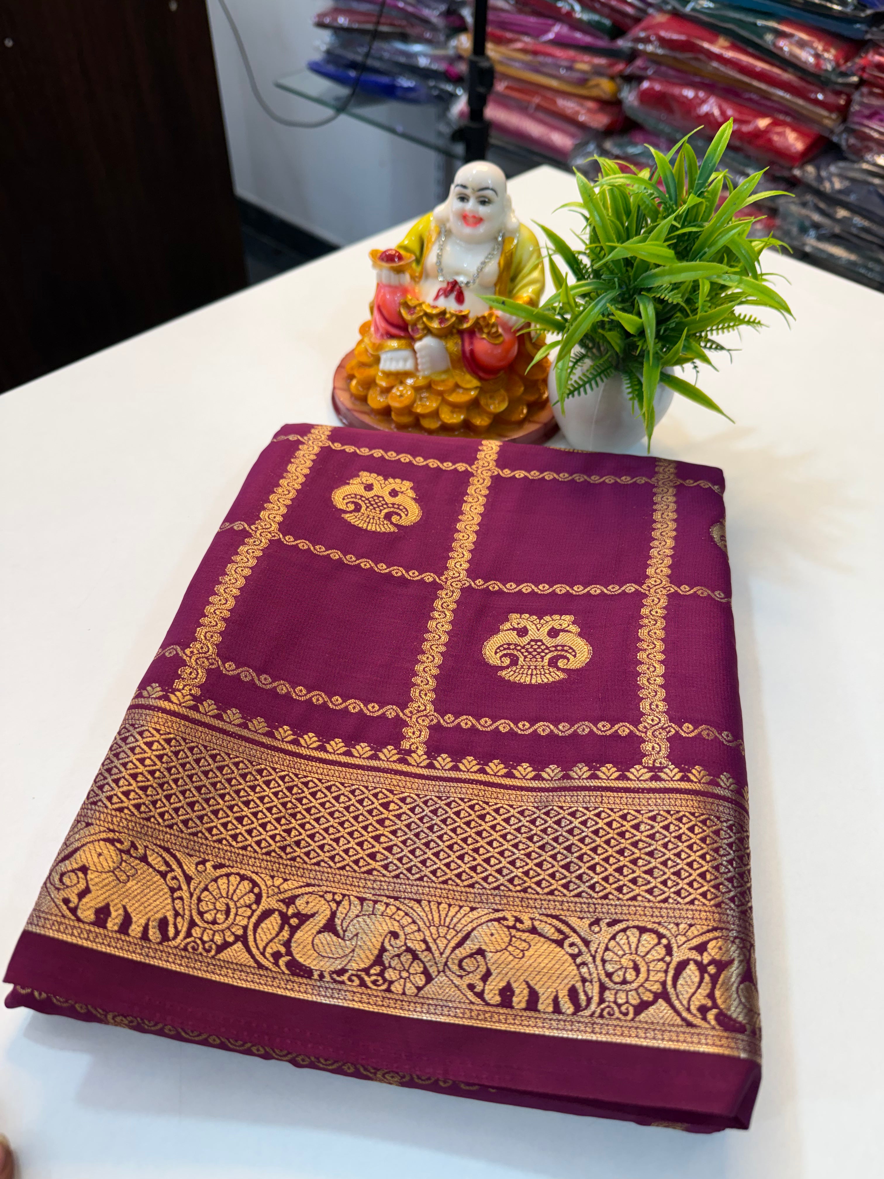 Premium Ganda Berunda Checks Saree with Rich Pallu & Butta Blouse...mysore crape silk saree…