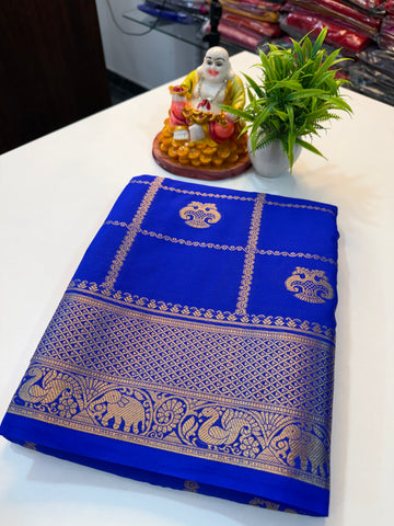 Premium Ganda Berunda Checks Saree with Rich Pallu & Butta Blouse...mysore crape silk saree…