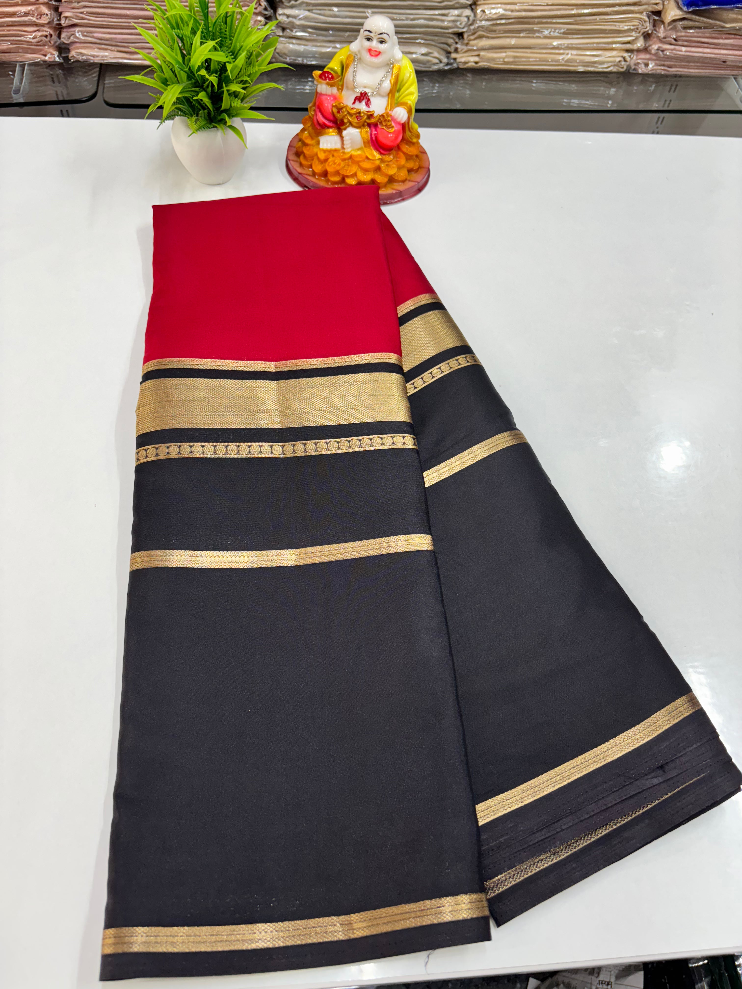 2D Premium Semi Crepe Saree with Beautiful Color Combination