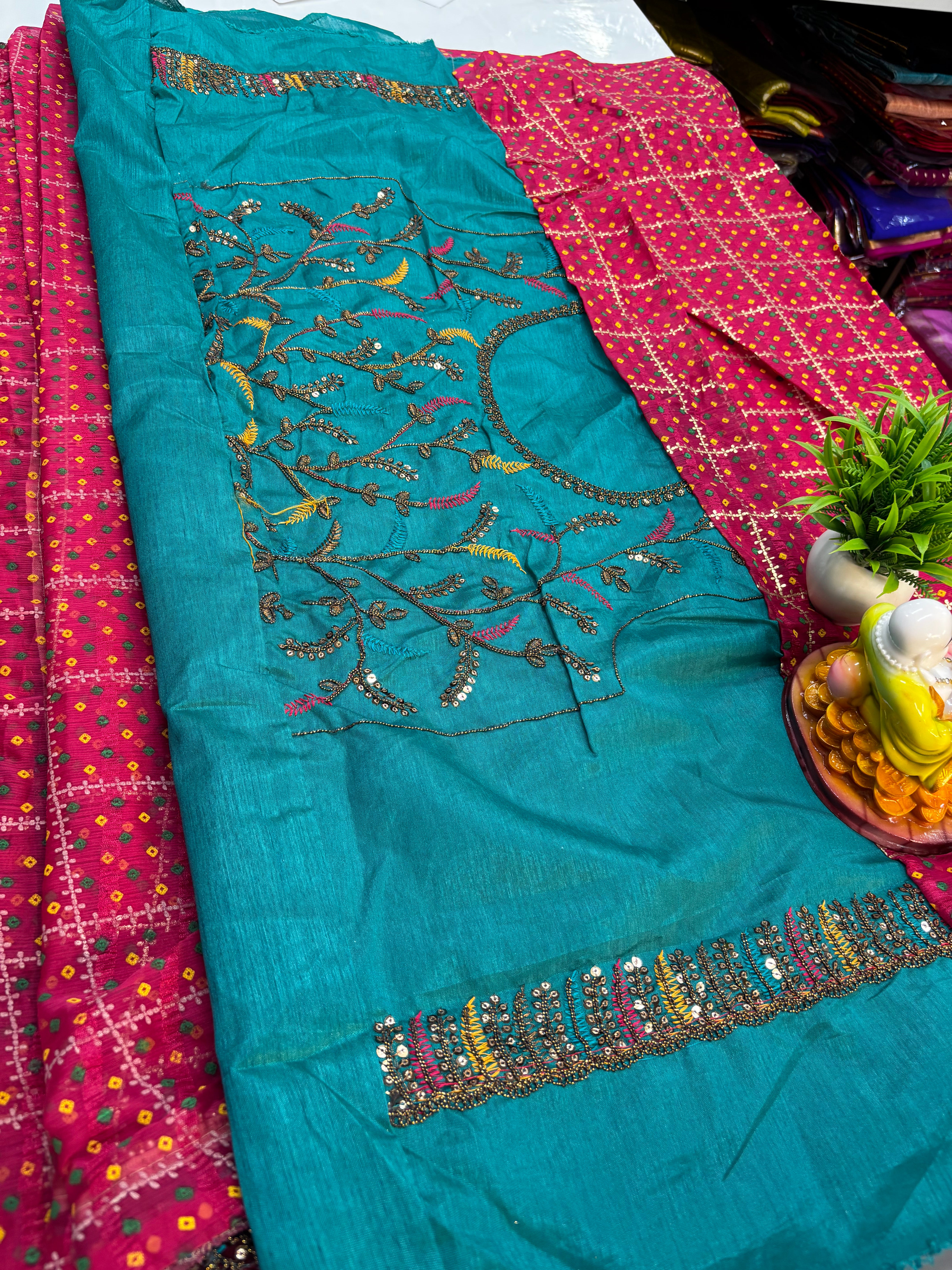 🌸 Beautiful Chiffon Designer Wear Bandini Saree with Handwork Blouse 🌸