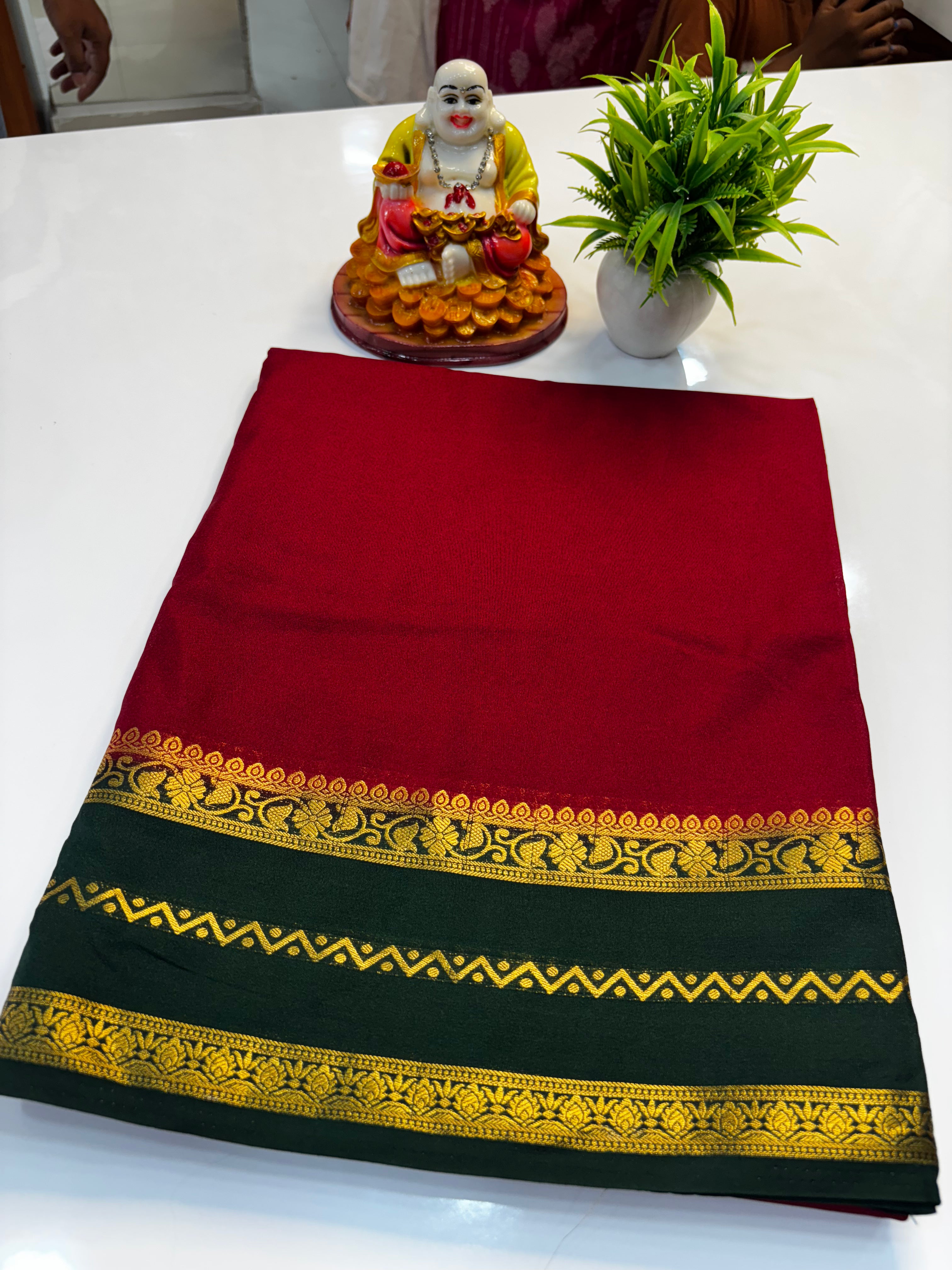 Mysore Crepe Silk Saree with Contrast Border | Padmavathi Silks and Sarees
