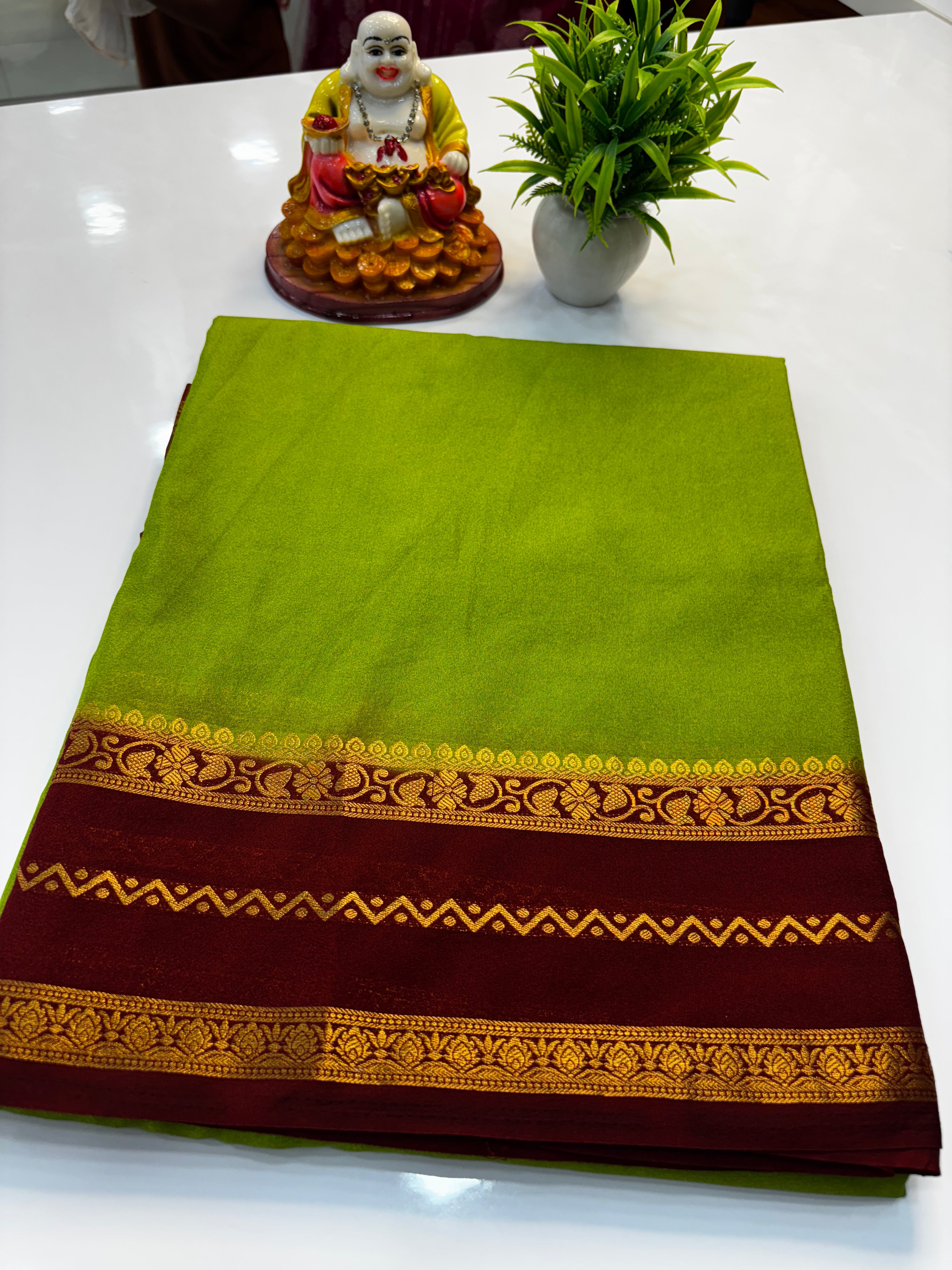 Mysore Crepe Silk Saree with Contrast Border | Padmavathi Silks and Sarees