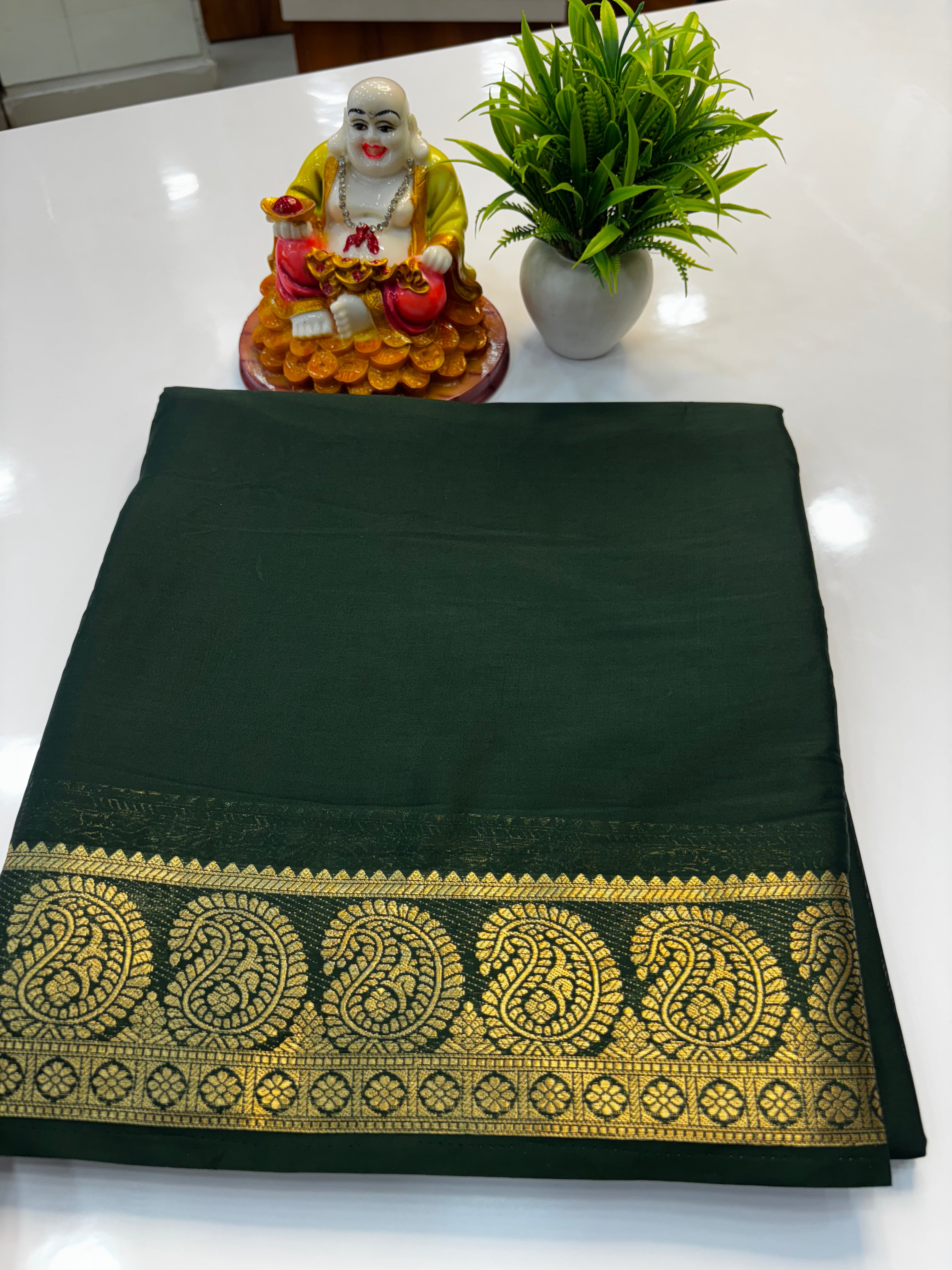 Mysore Crepe Silk Saree with Mango Border & Chit Pallu