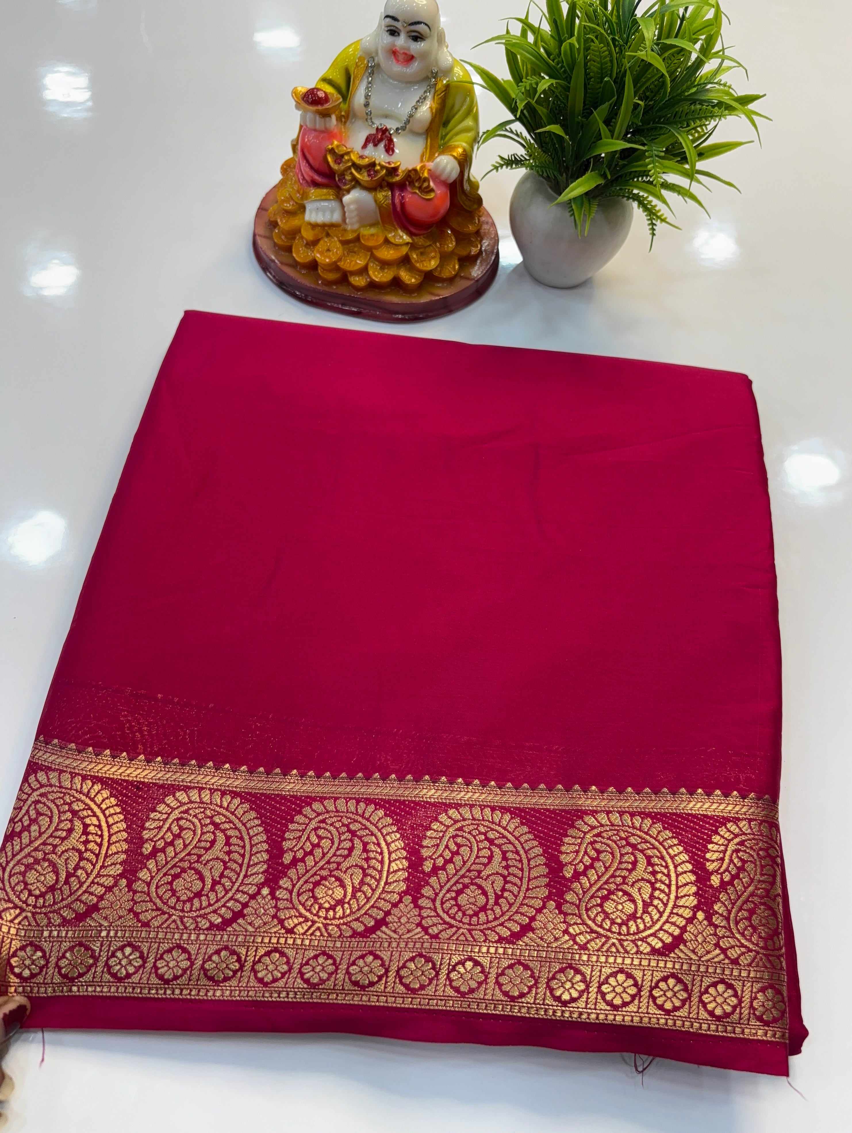 Mysore Crepe Silk Saree with Mango Border & Chit Pallu
