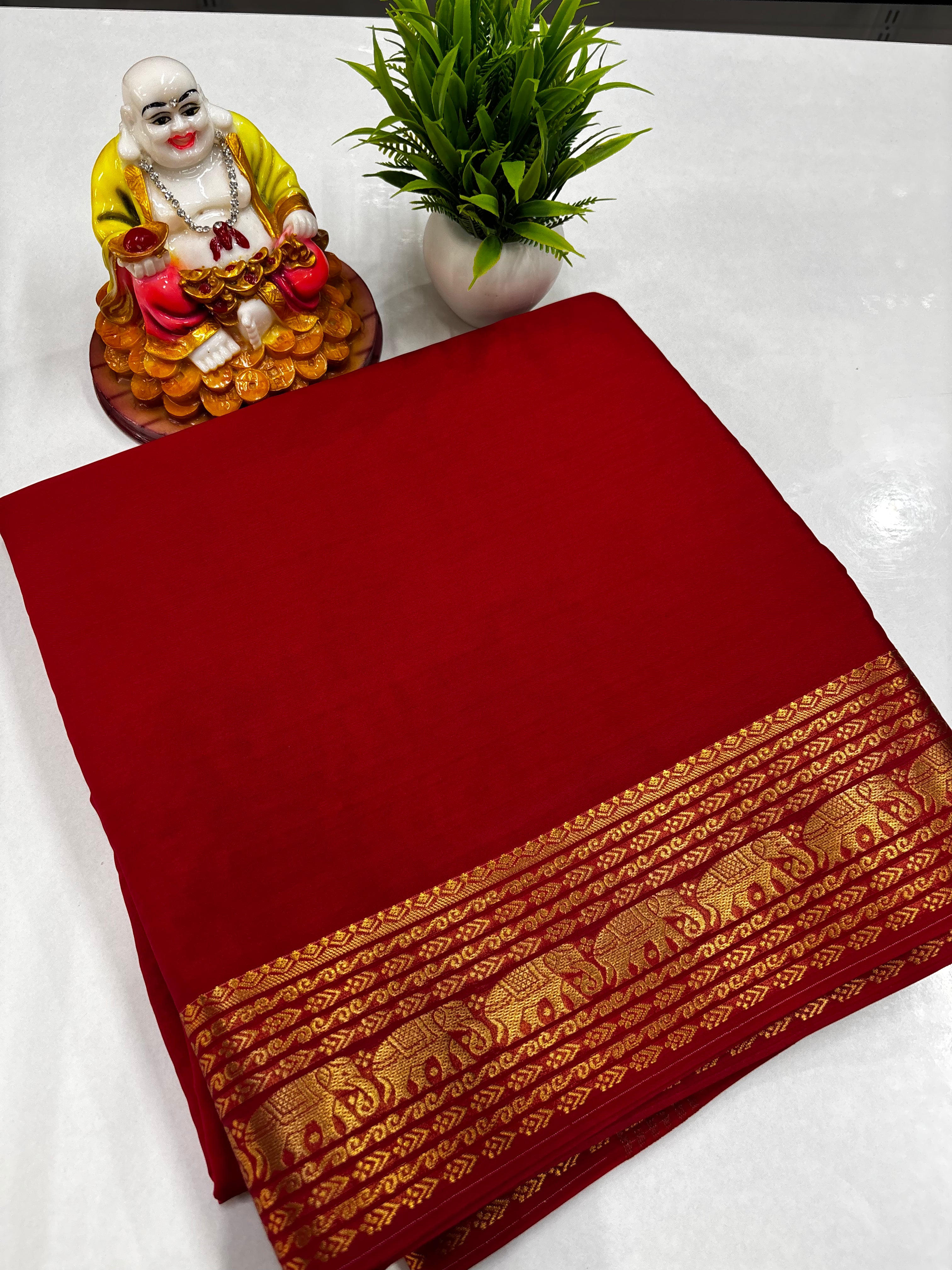 Elegant Semi Crepe Saree with Elephant Border – Padmavathi Silks and Sarees