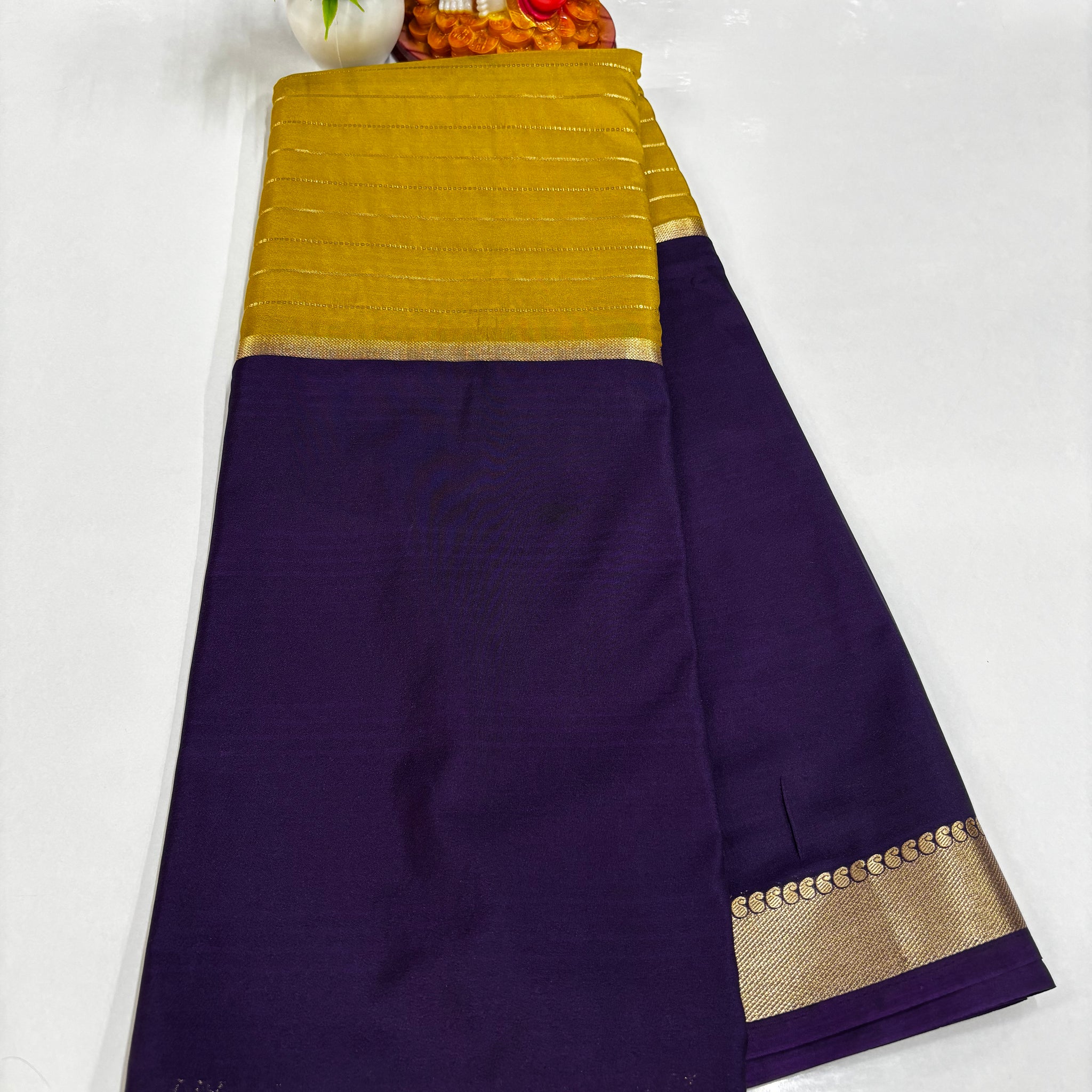 2D Semi Crepe Saree with Stripes and Contrast Colors – Padmavathi Silks and Sarees