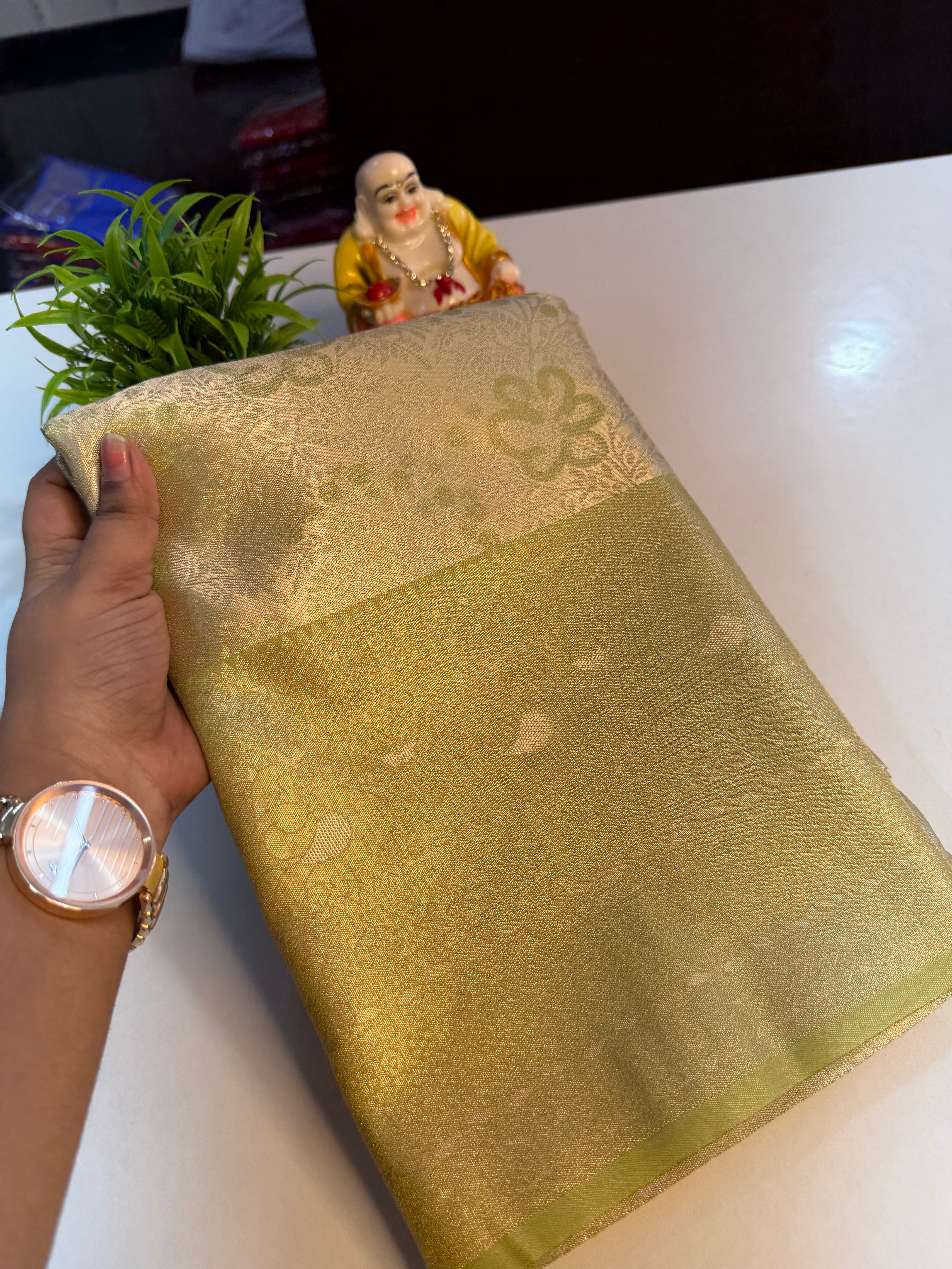 Premium Satin Saree with Rich Pallu…