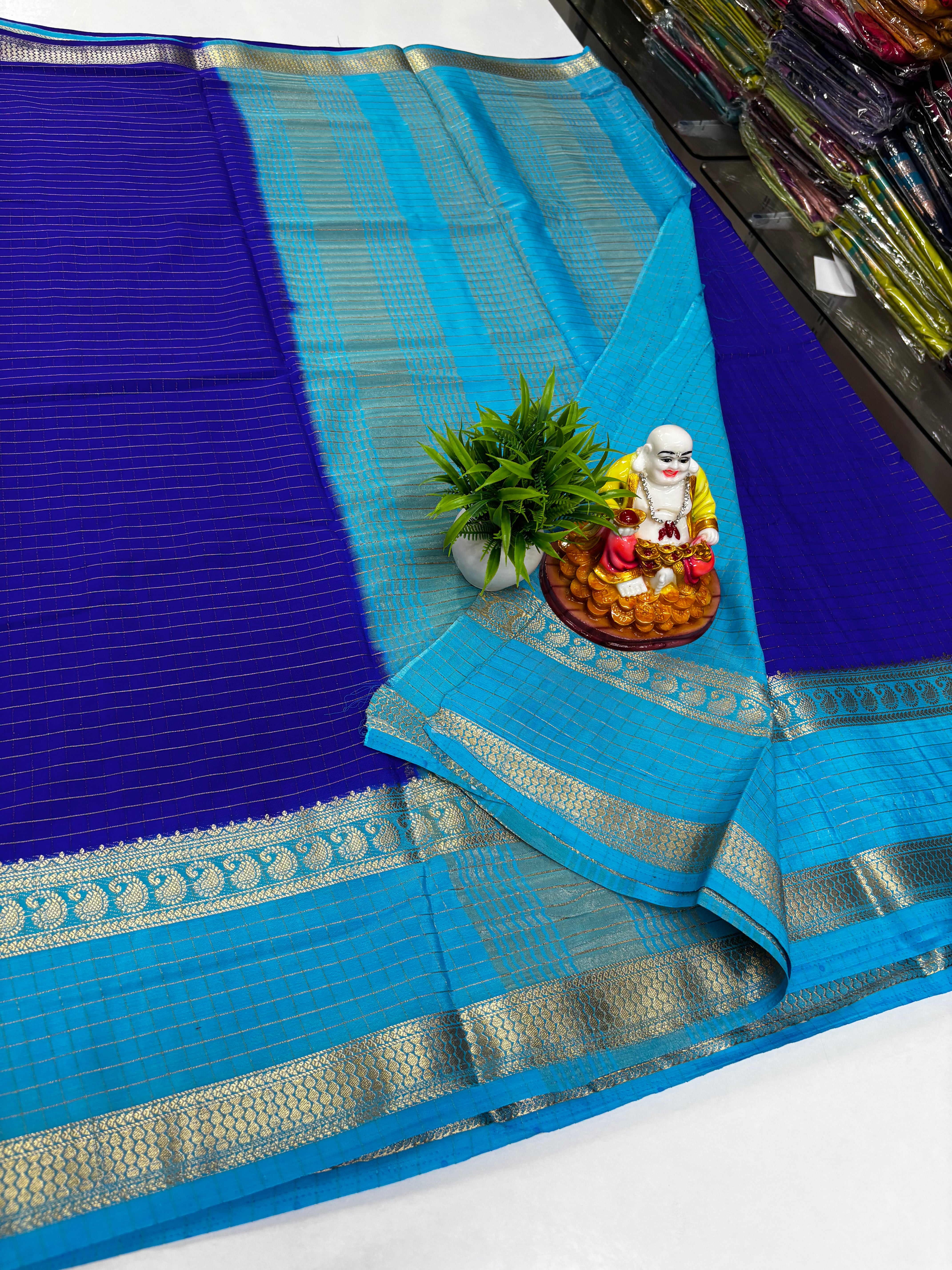 🌸 Premium Mysore Crepe Silk Saree with Mango Bentex Border