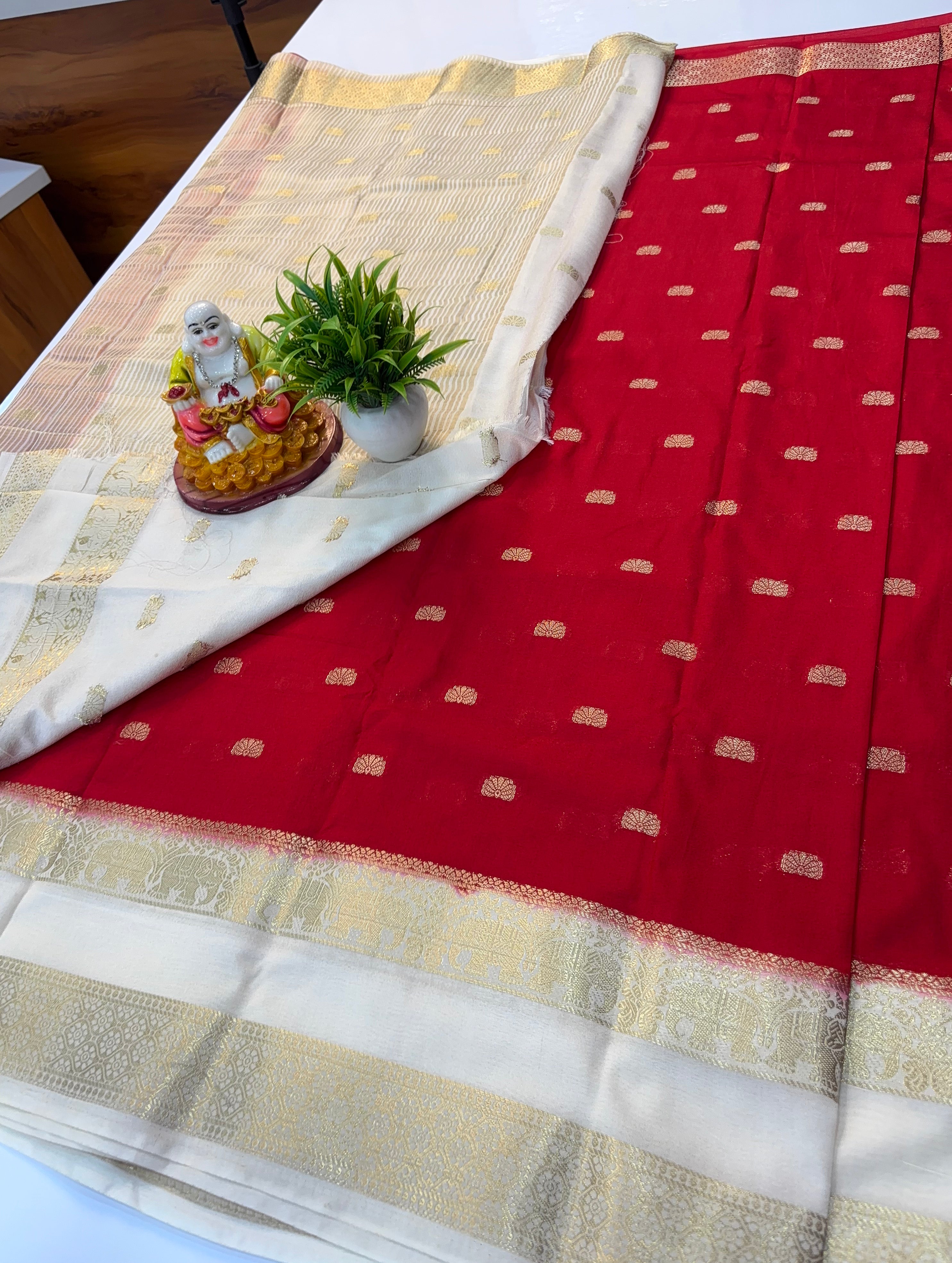 Mysore Crepe Silk Saree with Elephant Bentex Border