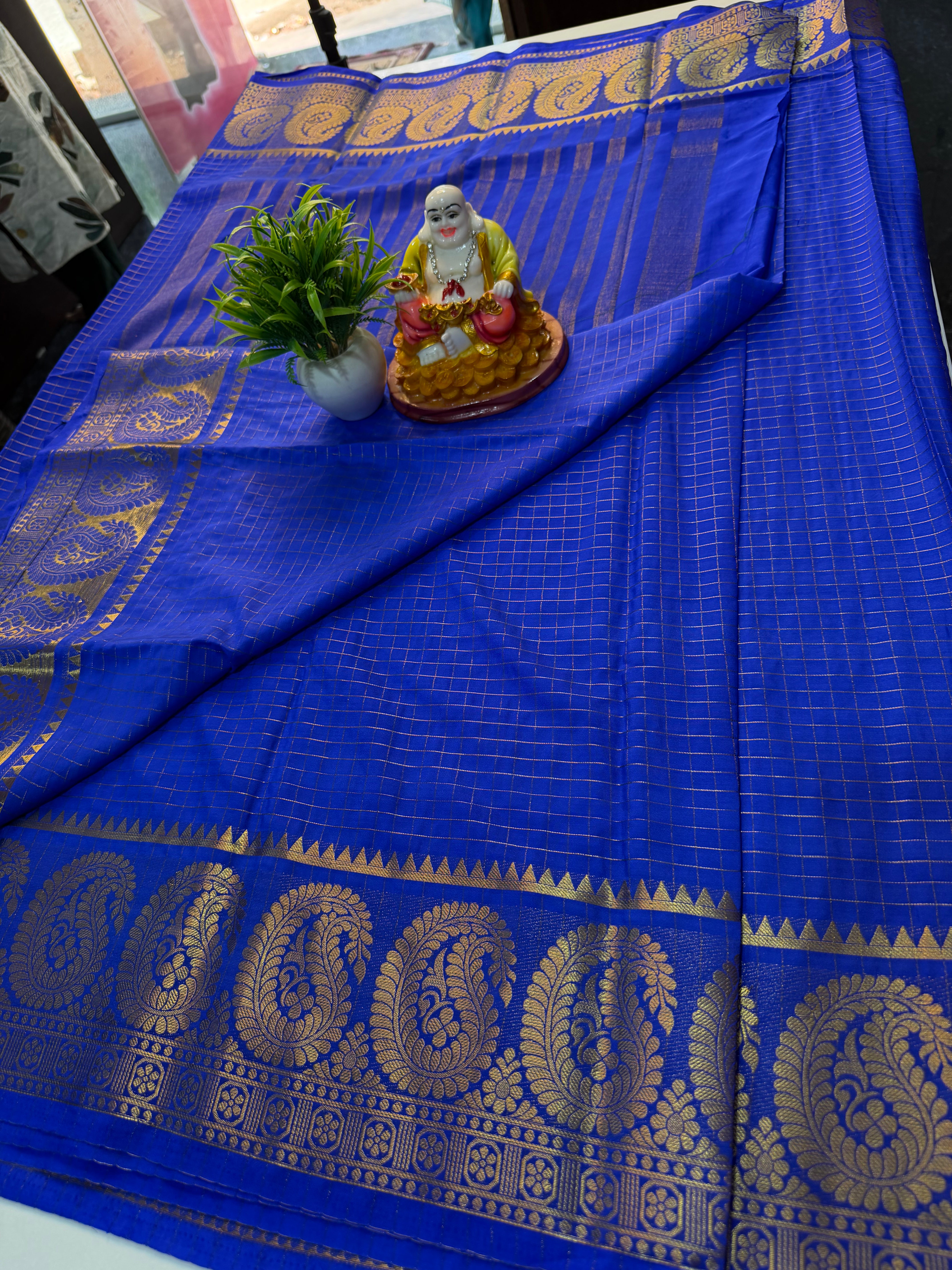 Mysore Crape Silk Saree with Mango Border & Chit Pallu