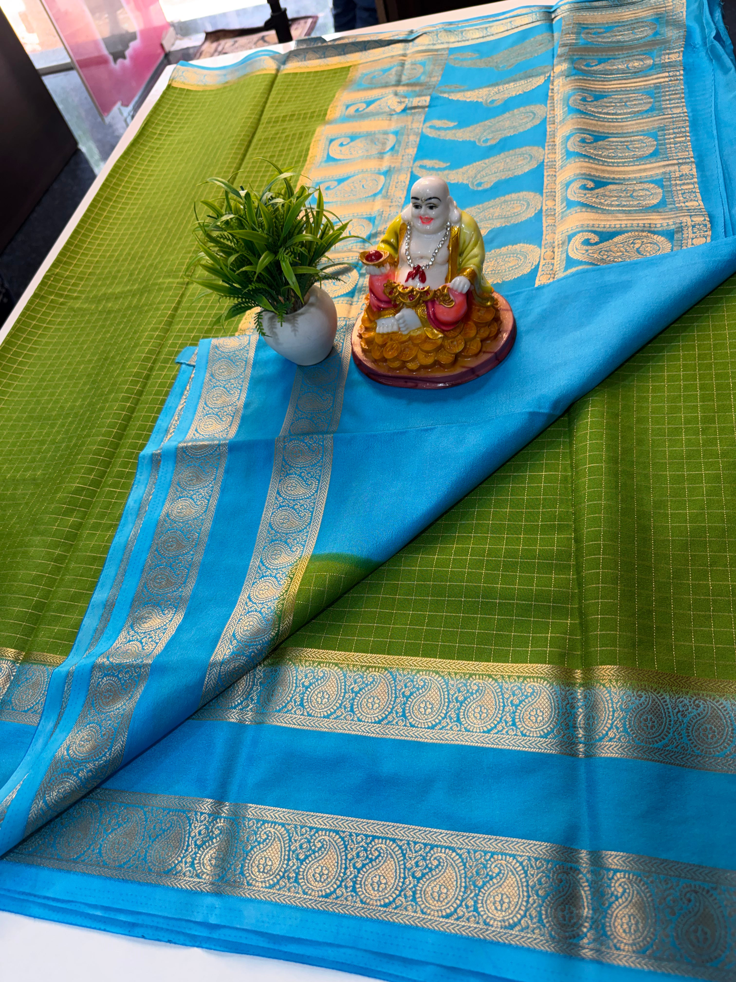 Premium Mysore Crape Silk Saree with Mango Bentex Border & Rich Pallu…