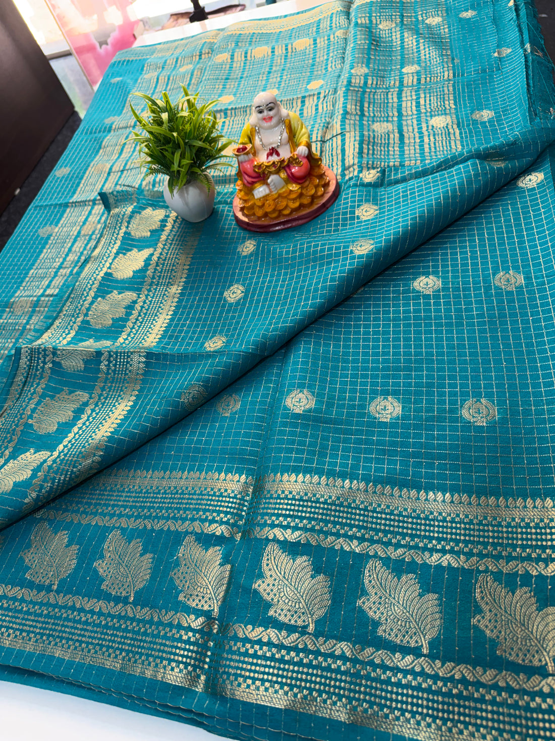 Mysore Crepe Silk Saree with Checks, Buttas & Rich Pallu……