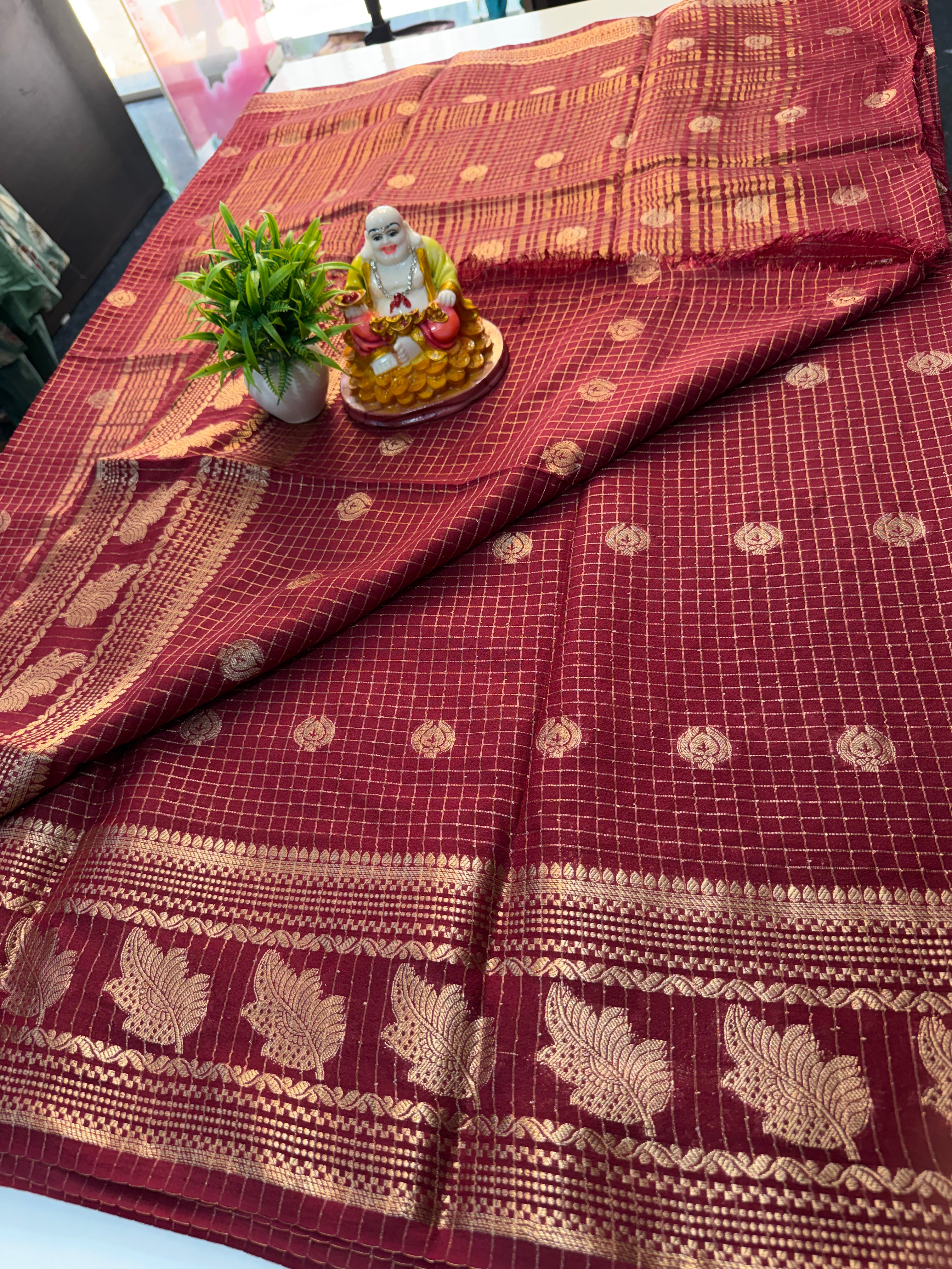 Mysore Crepe Silk Saree with Checks, Buttas & Rich Pallu……