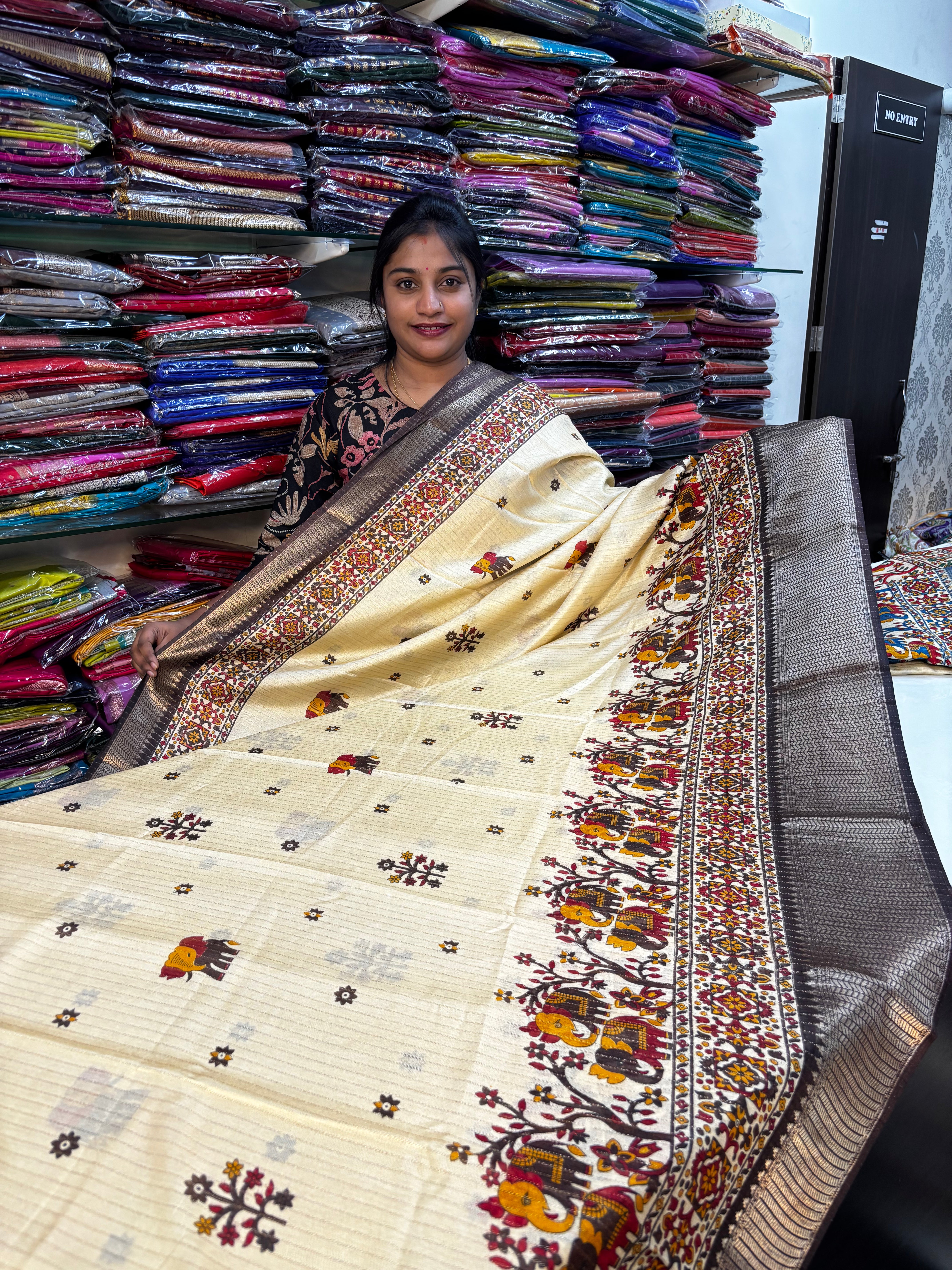 🌸 Beautiful Kalamkari Dola Silk Saree 🌸