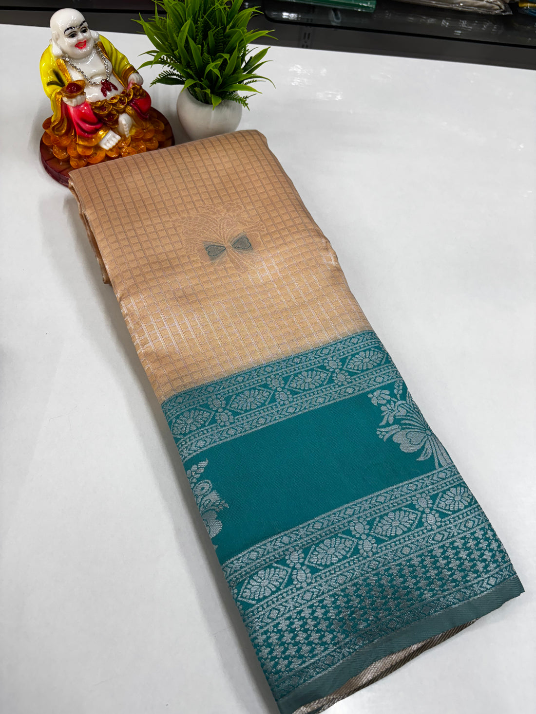 Top Dying Checks Saree – Elegant Designer Weave by Padmavathi Silks and Sarees