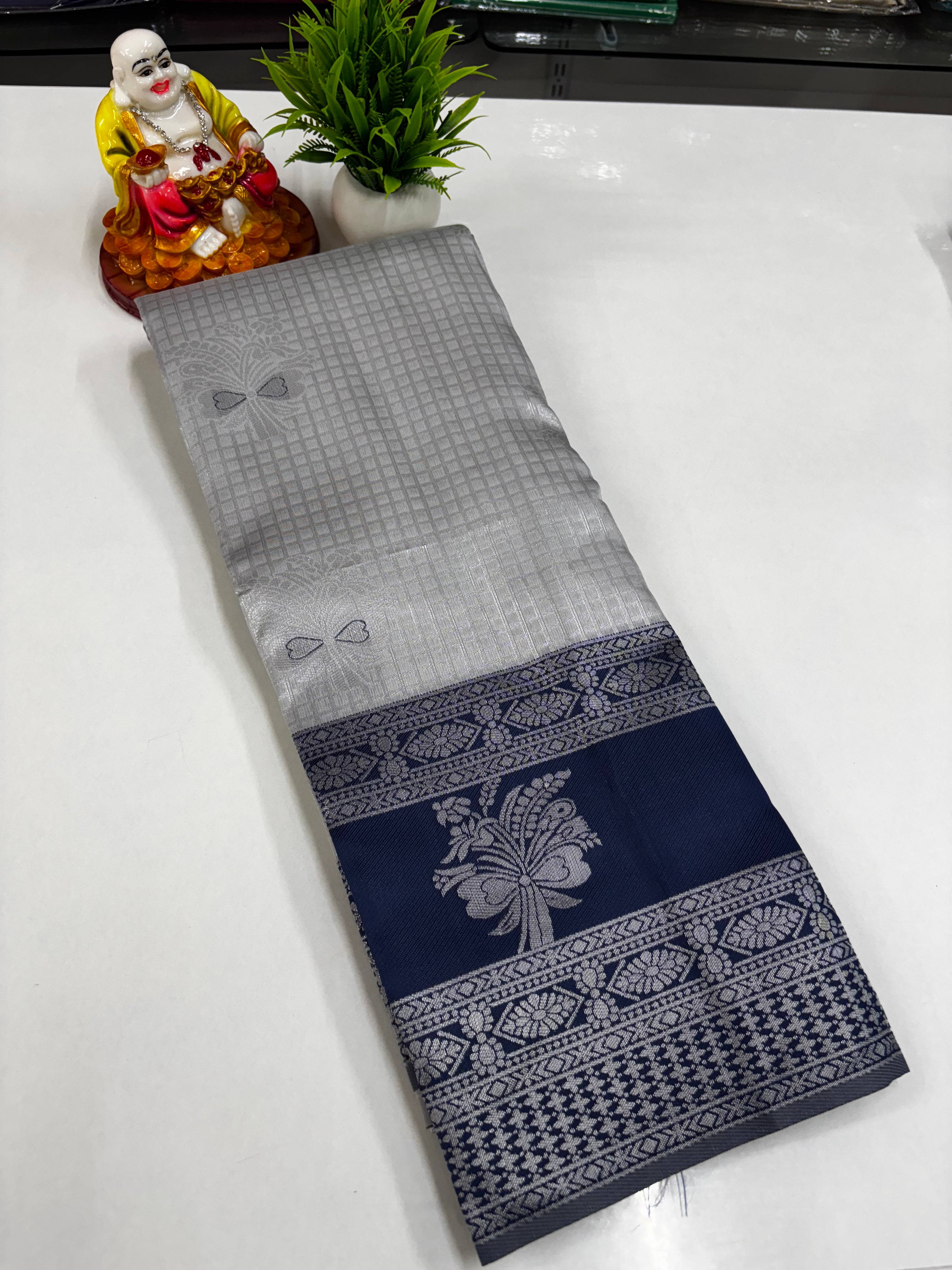 Top Dying Checks Saree – Elegant Designer Weave by Padmavathi Silks and Sarees