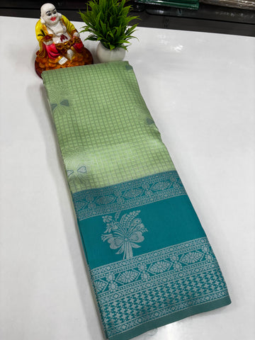 Top Dying Checks Saree – Elegant Designer Weave by Padmavathi Silks and Sarees