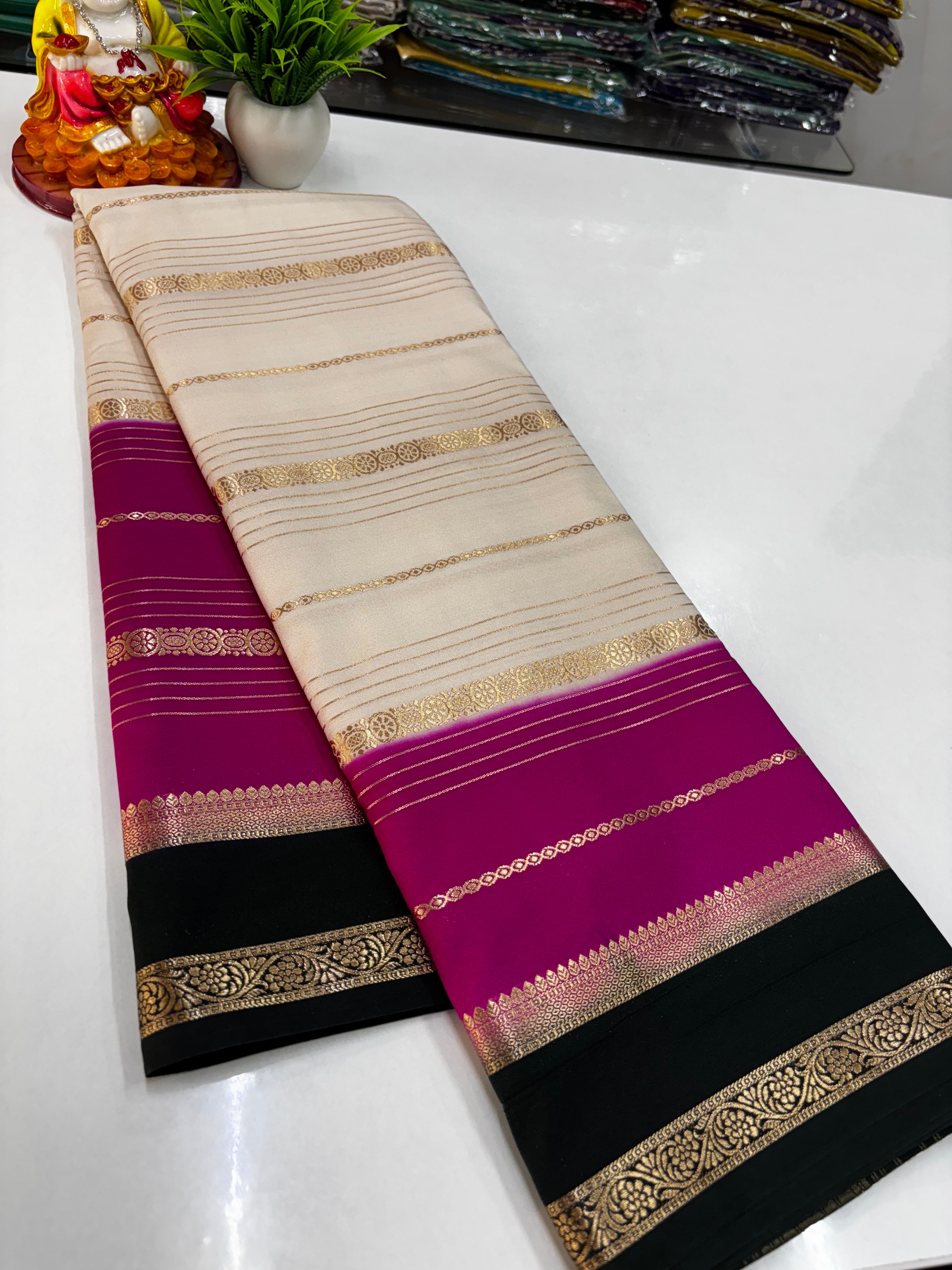 3D Semi Crepe Saree with Beautiful Color Combination – Padmavathi Silks and Sarees