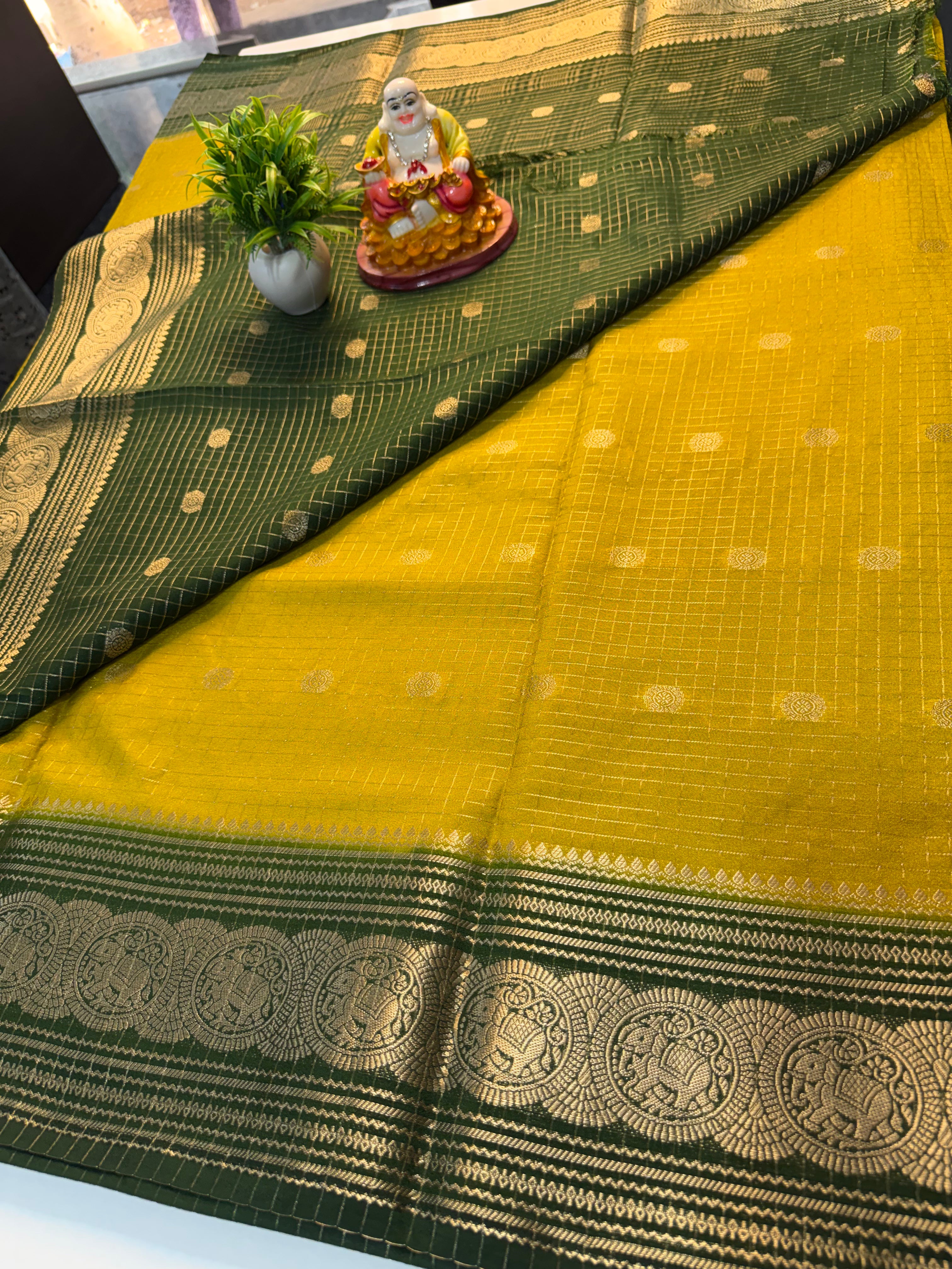 Mysore Crepe Silk Saree with Elephant Border, Checks, Buttas & Rich Pallu | Padmavathi Silks and Sarees….