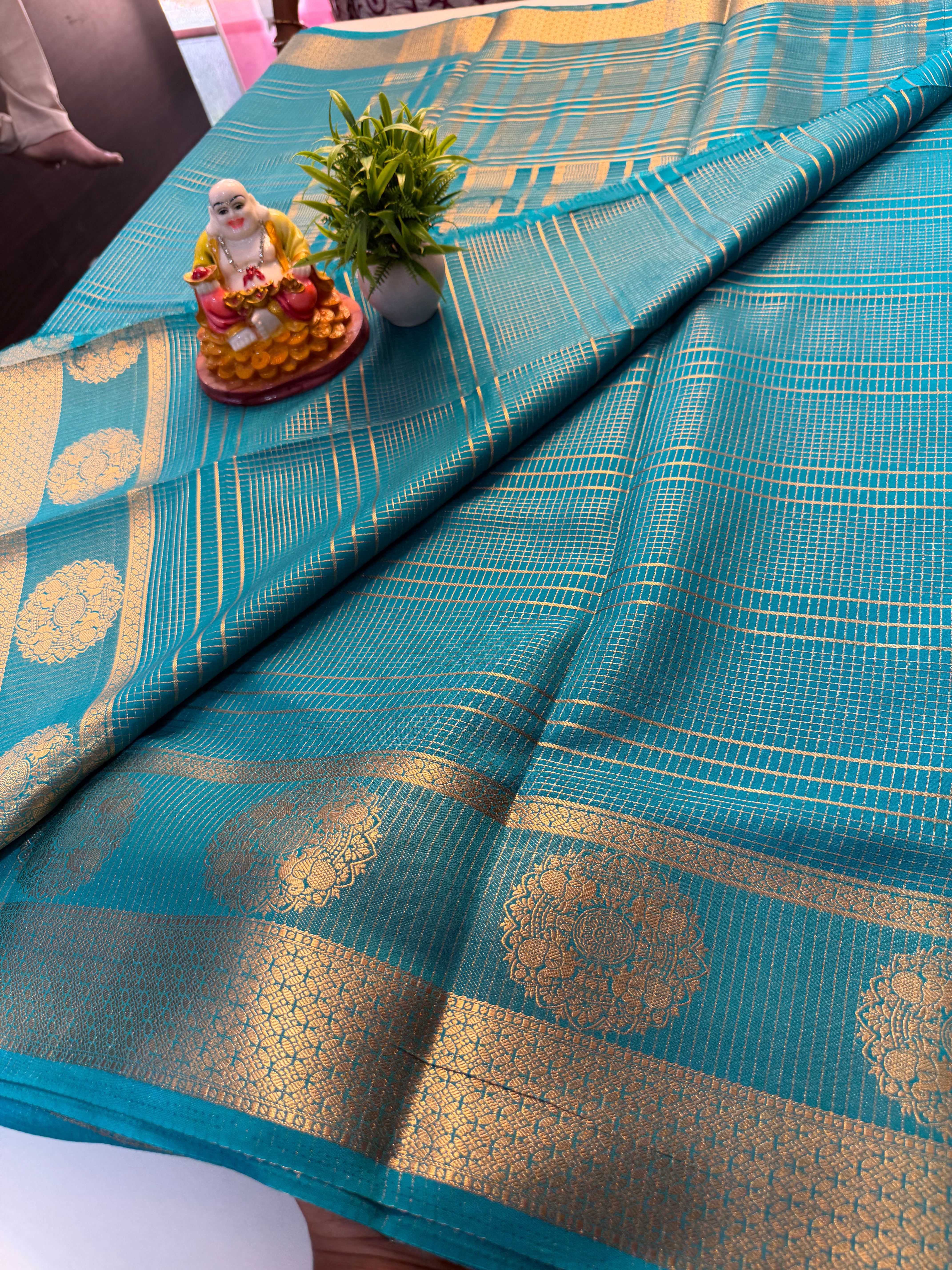Premium Mysore Crape Silk Saree with Checks Pattern & Rich …