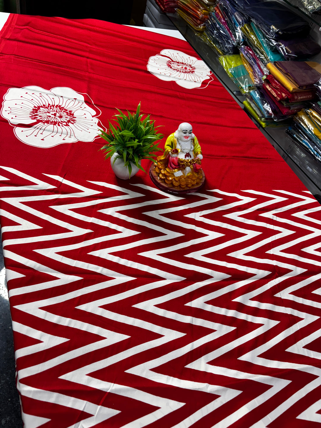 Beautiful Semi Modal Silk Saree with Elegant Floral Design