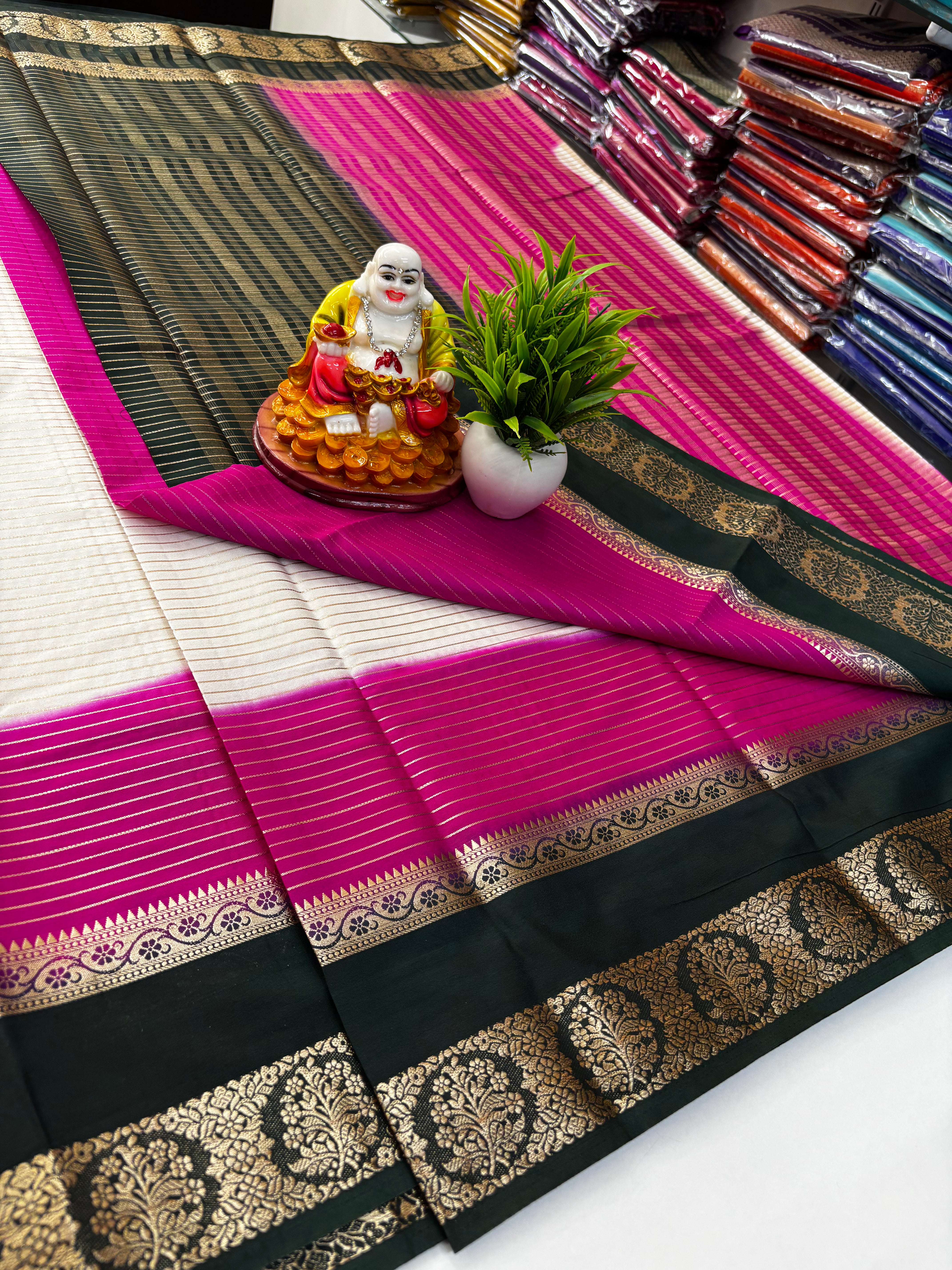 3D Semi Crepe Saree with Beautiful Color Combination – Padmavathi Silks and Sarees