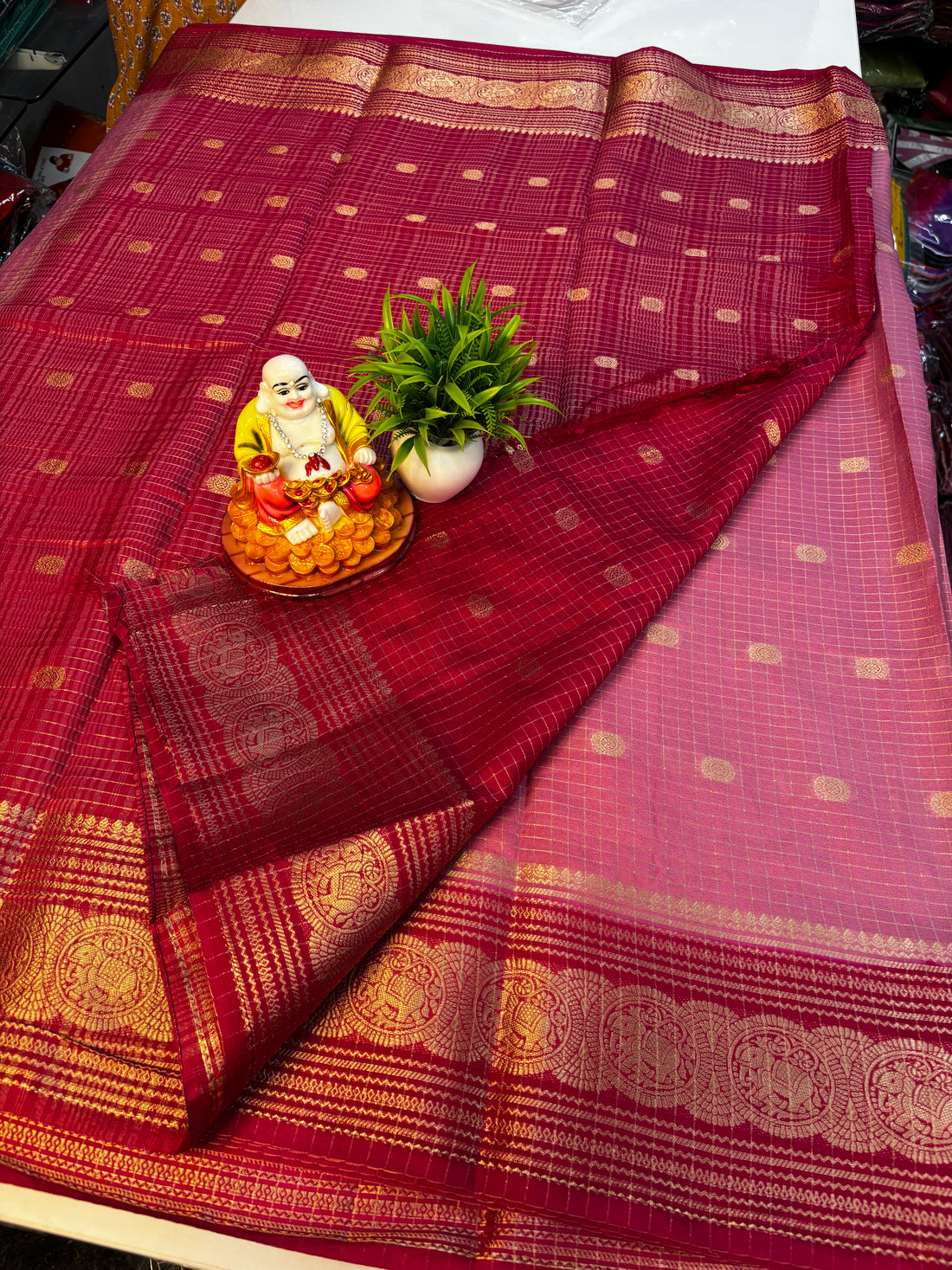 Mysore Crepe Silk Saree with Elegant Elephant Theme, Checks &amp; Buttas with Rich Pallu
