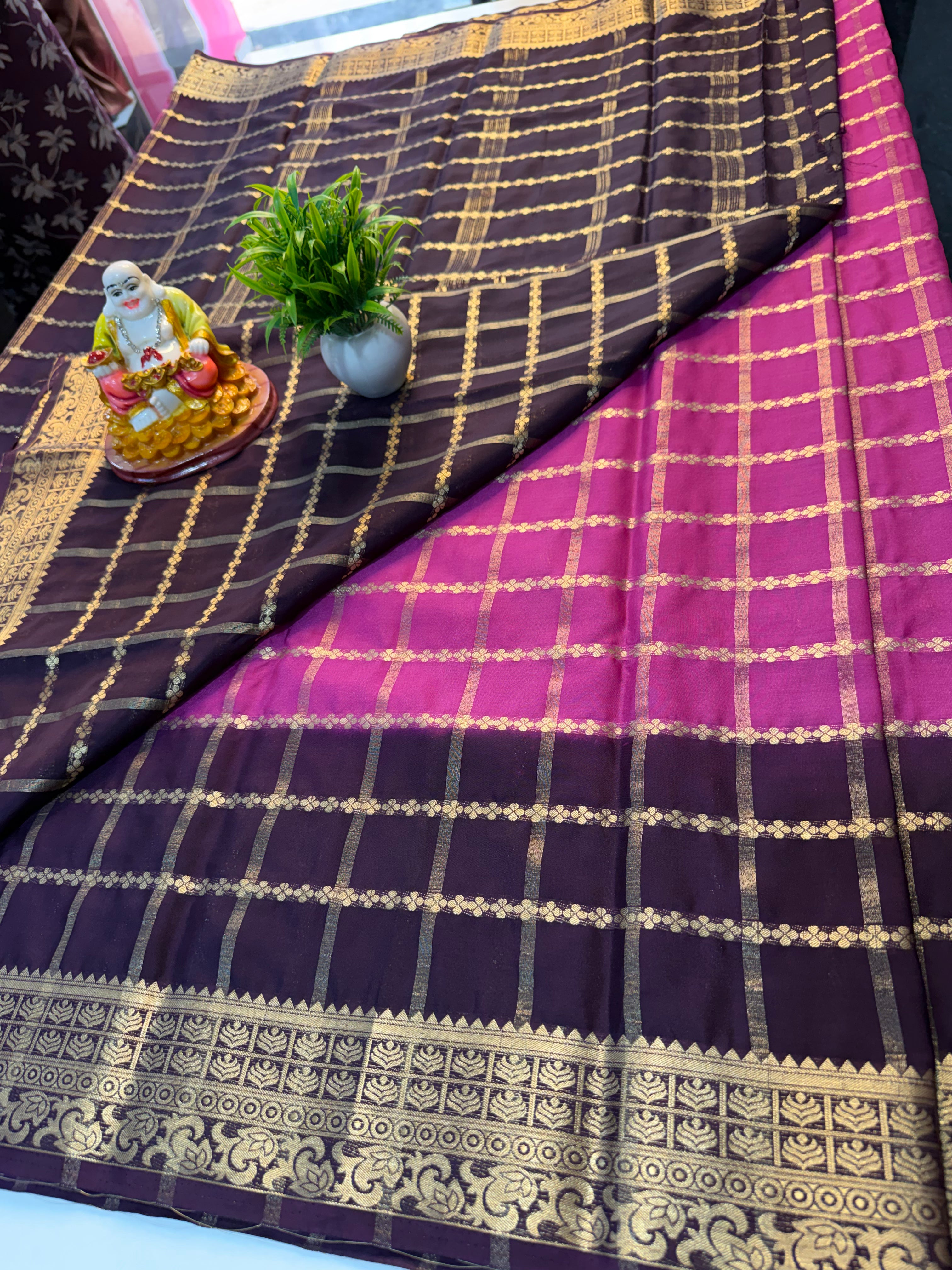 Premium Mysore Crape Silk Saree with Checks Pattern, Contrast Pallu & Blouse…