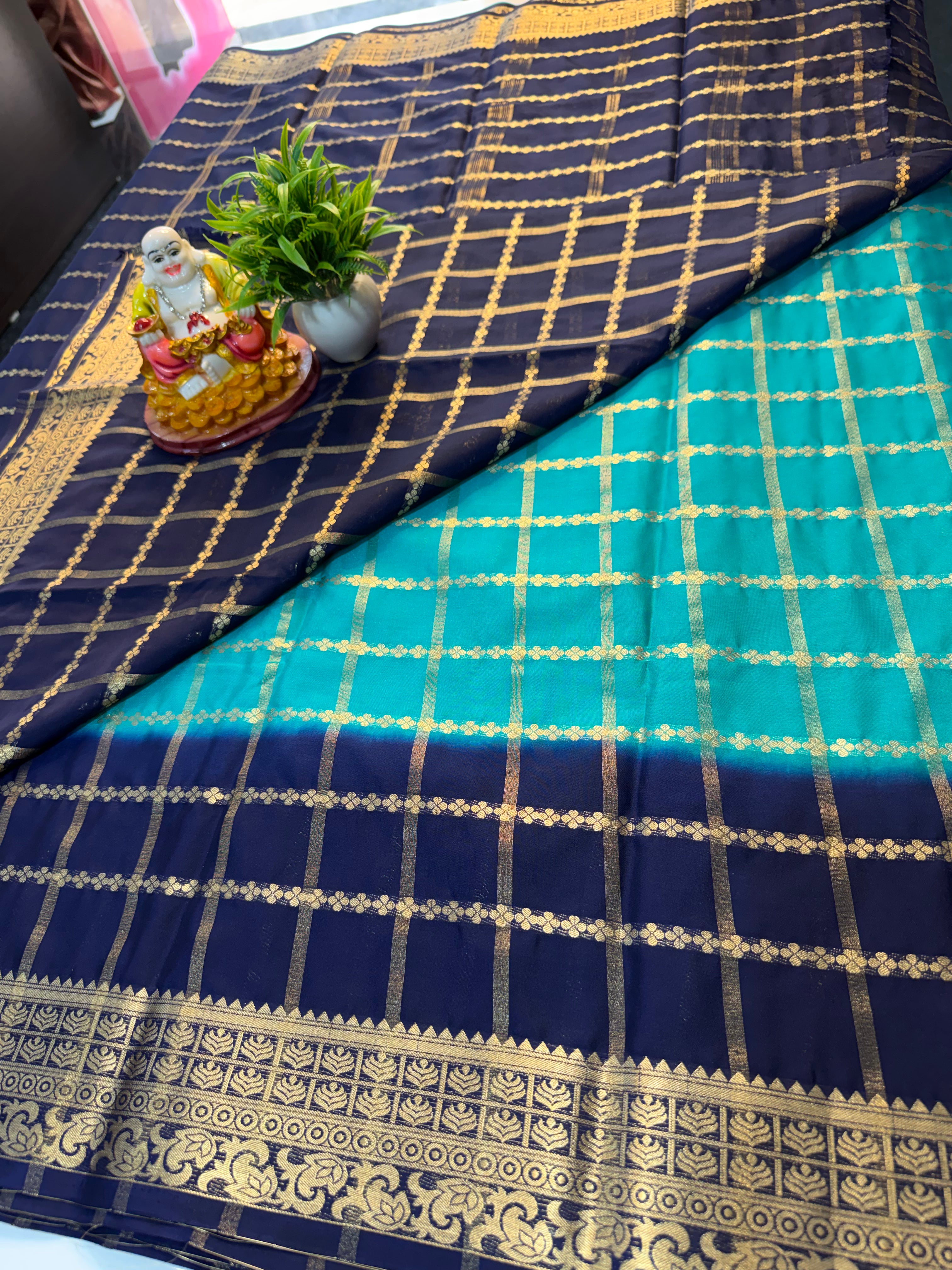 Premium Mysore Crape Silk Saree with Checks Pattern, Contrast Pallu & Blouse…