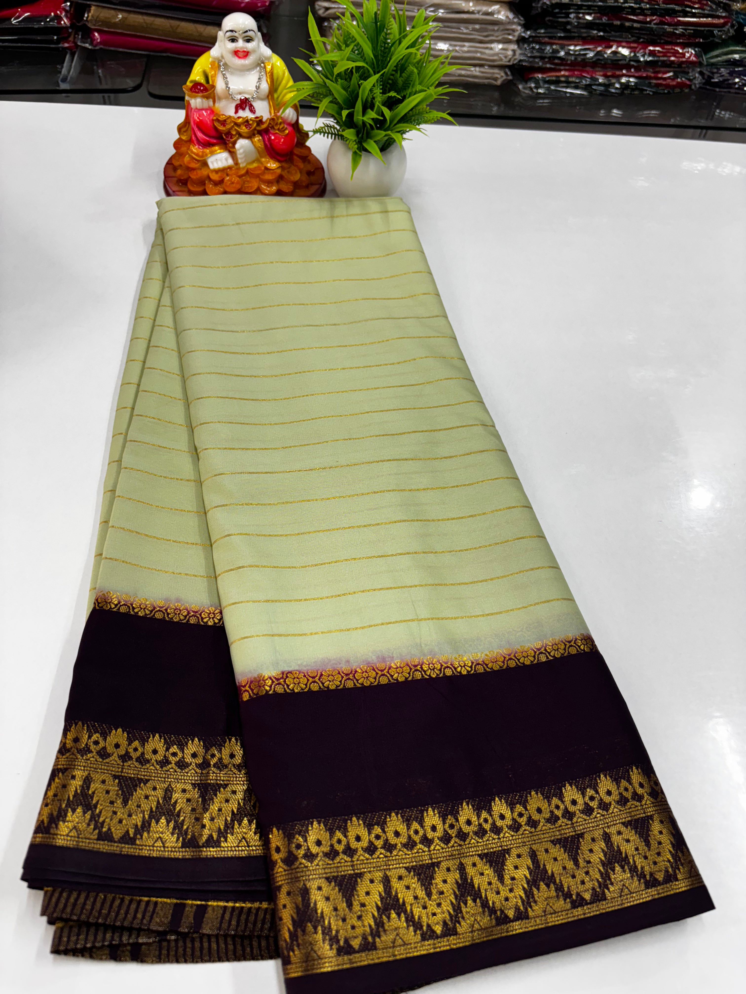Elegant Semi Mysore Crepe Silk Saree with Contrast Border and Blouse