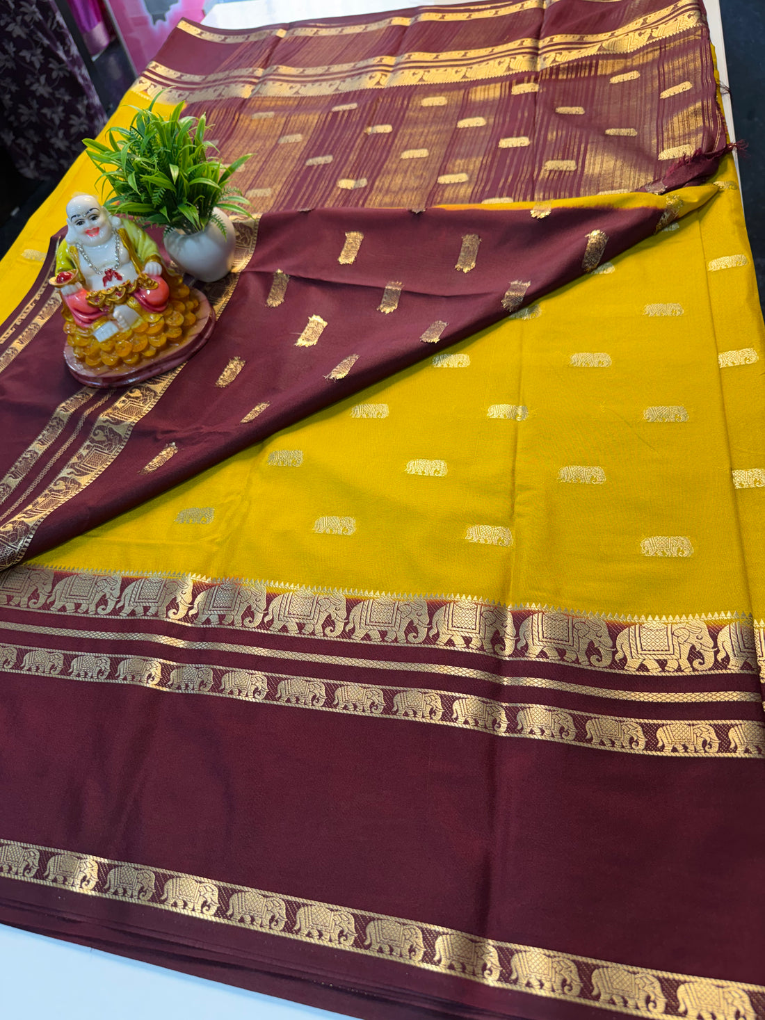 Mysore Crape Silk Saree with Elephant Bentex Border | Padmavathi Silks and Sarees…
