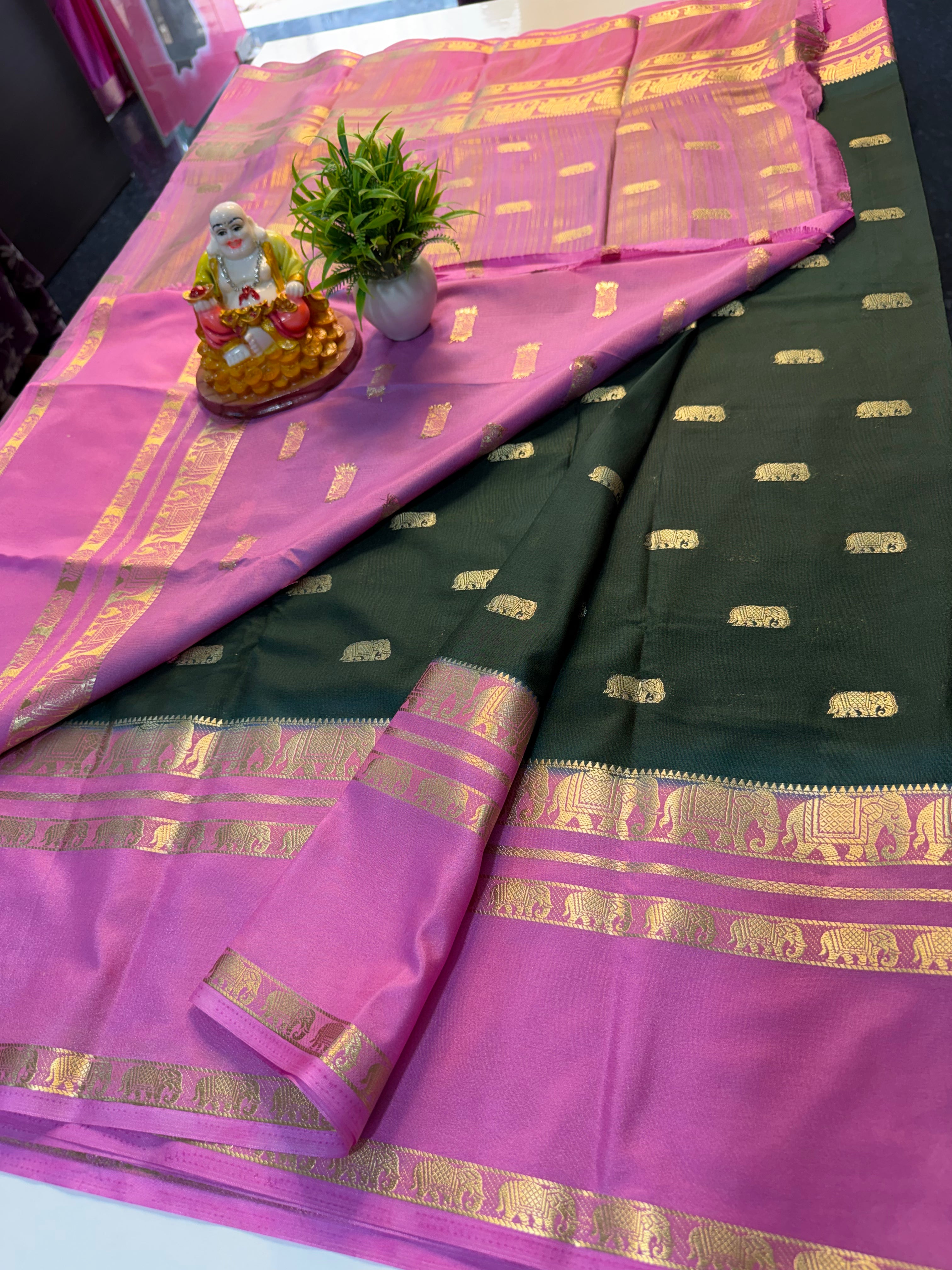 Mysore Crape Silk Saree with Elephant Bentex Border | Padmavathi Silks and Sarees…