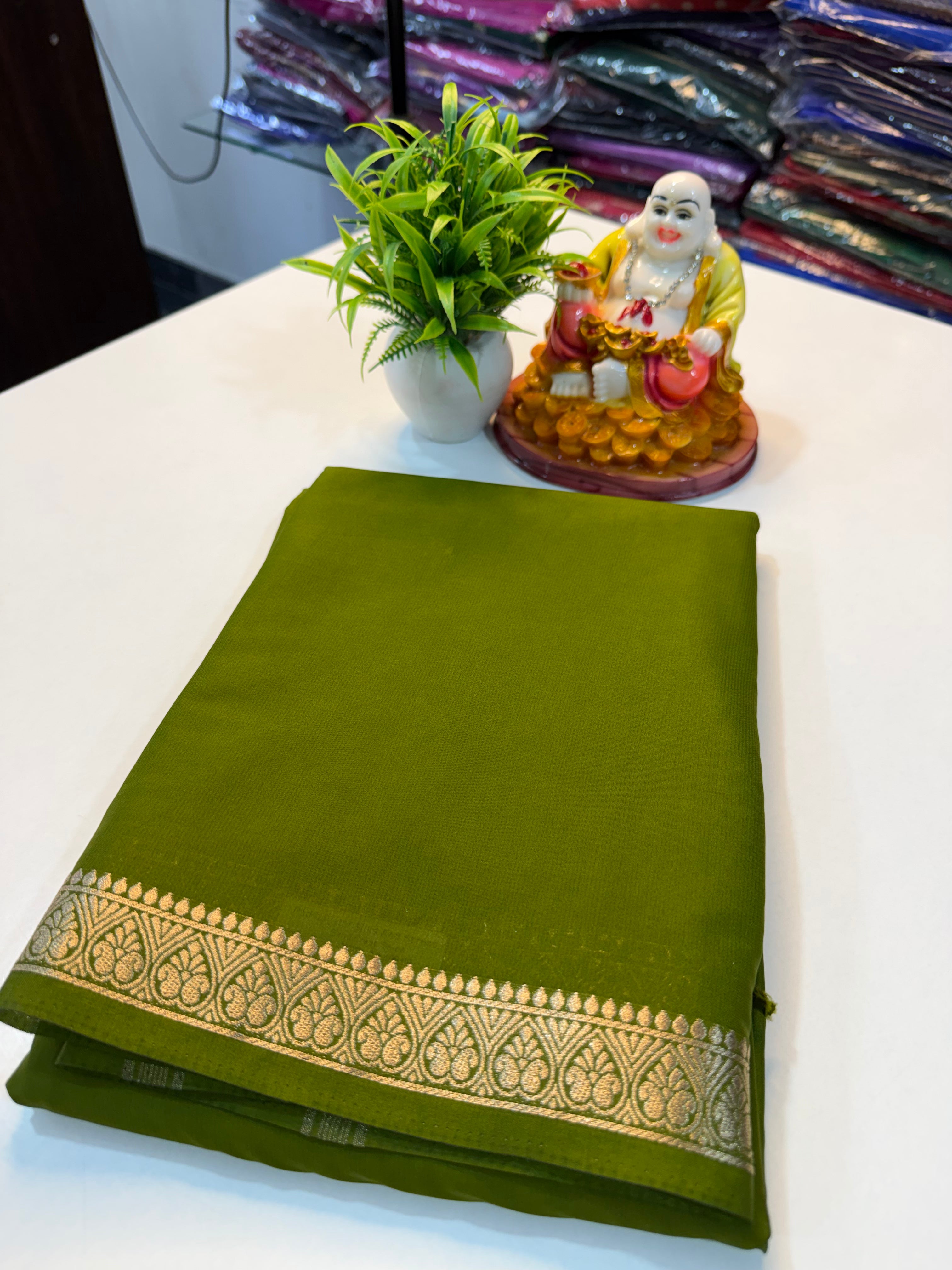 Mysore Crepe Silk Saree with Small Border & Chit Pallu.