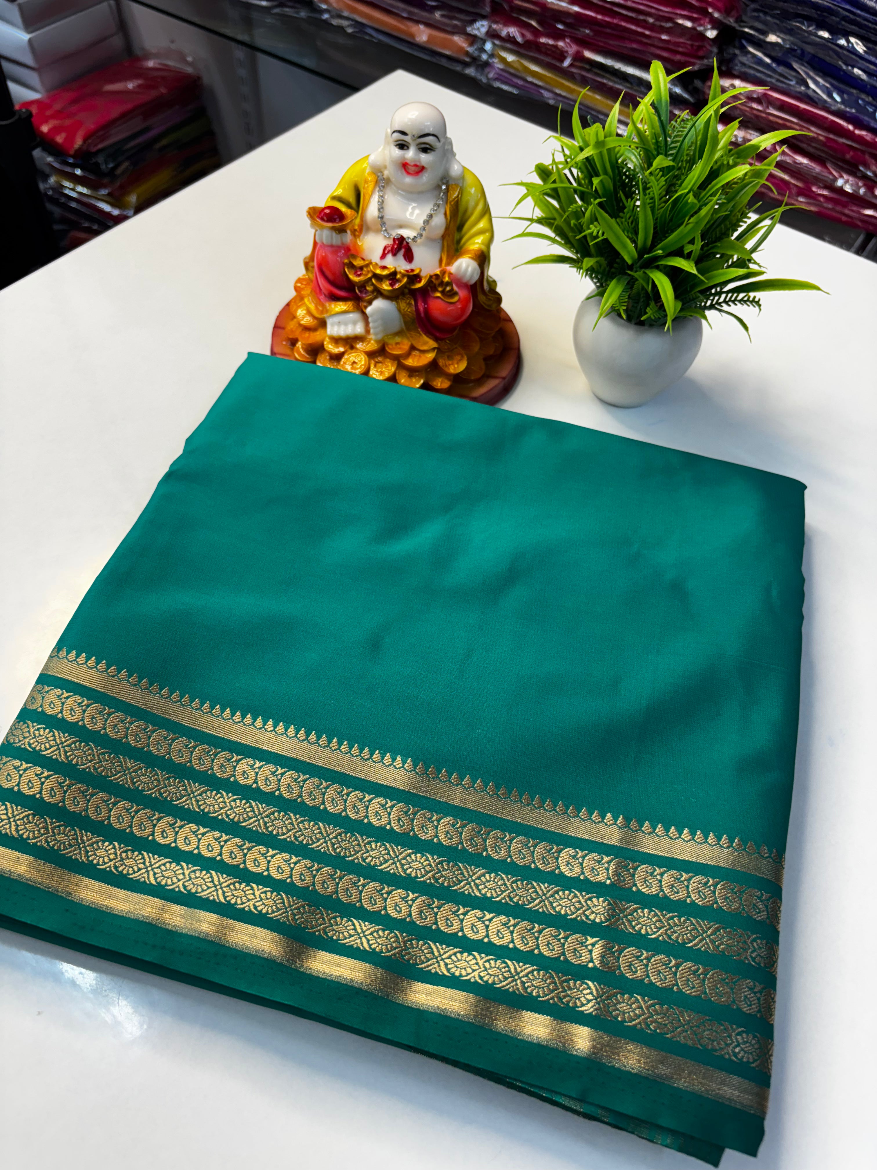 Elegant Mysore Crepe Silk Saree with Traditional Mango Border